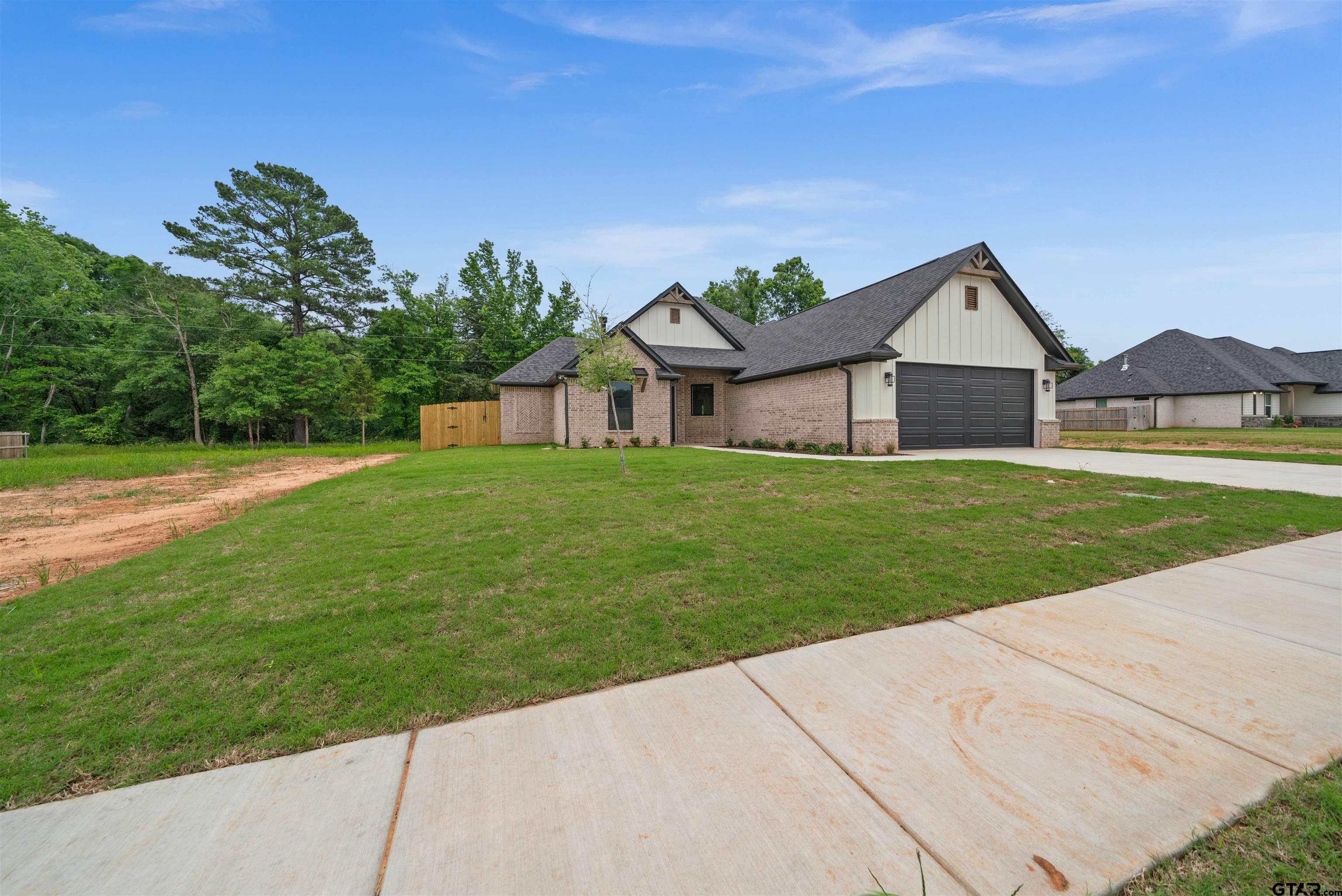 813 Redwing Way, Whitehouse, Texas 75791, 4 Bedrooms Bedrooms, ,2 BathroomsBathrooms,Single Family Detached,For Sale,Redwing Way,24005818