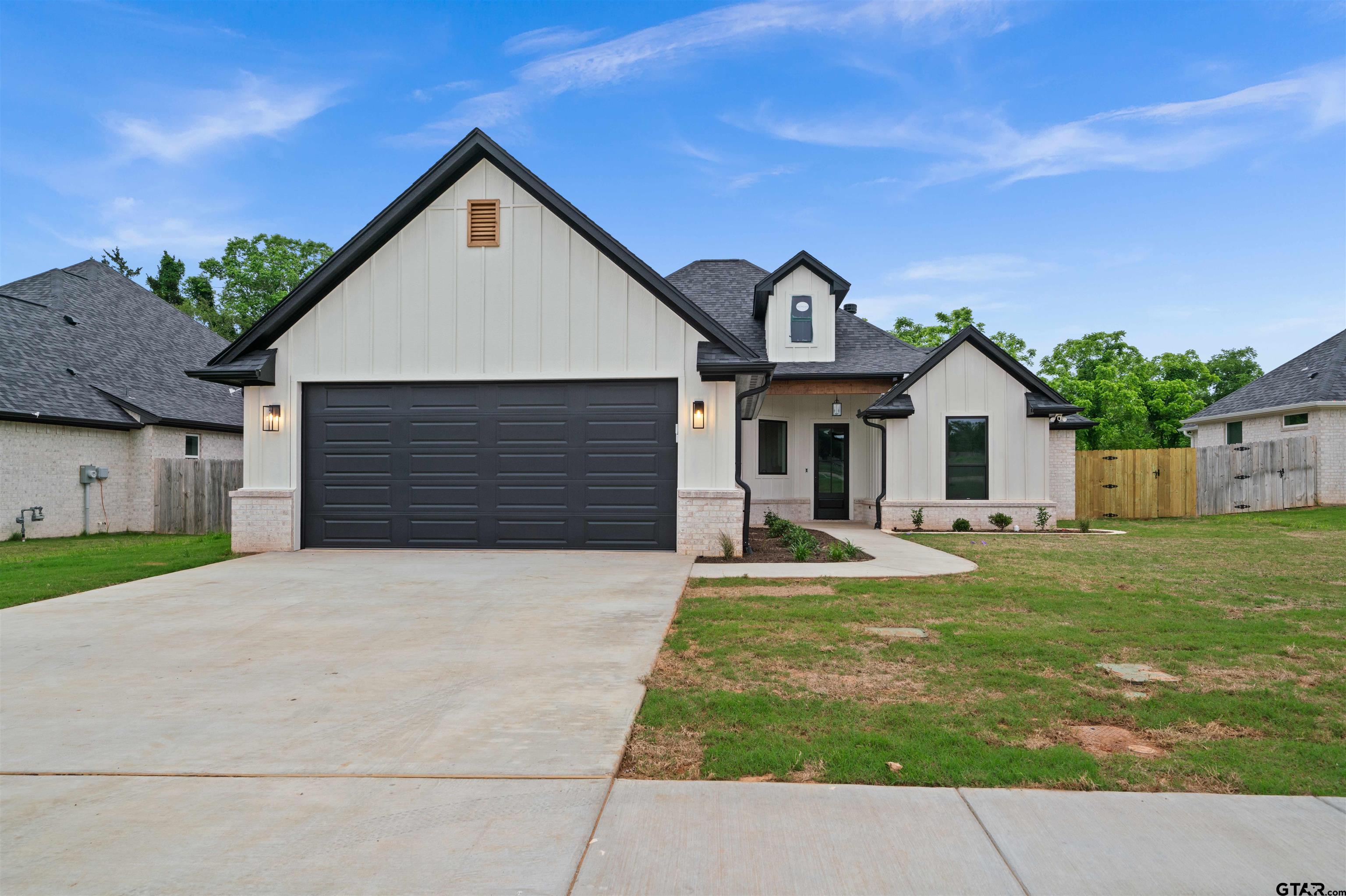 819 Redwing Way, Whitehouse, Texas 75791, 4 Bedrooms Bedrooms, ,2 BathroomsBathrooms,Single Family Detached,For Sale,Redwing Way,24005821