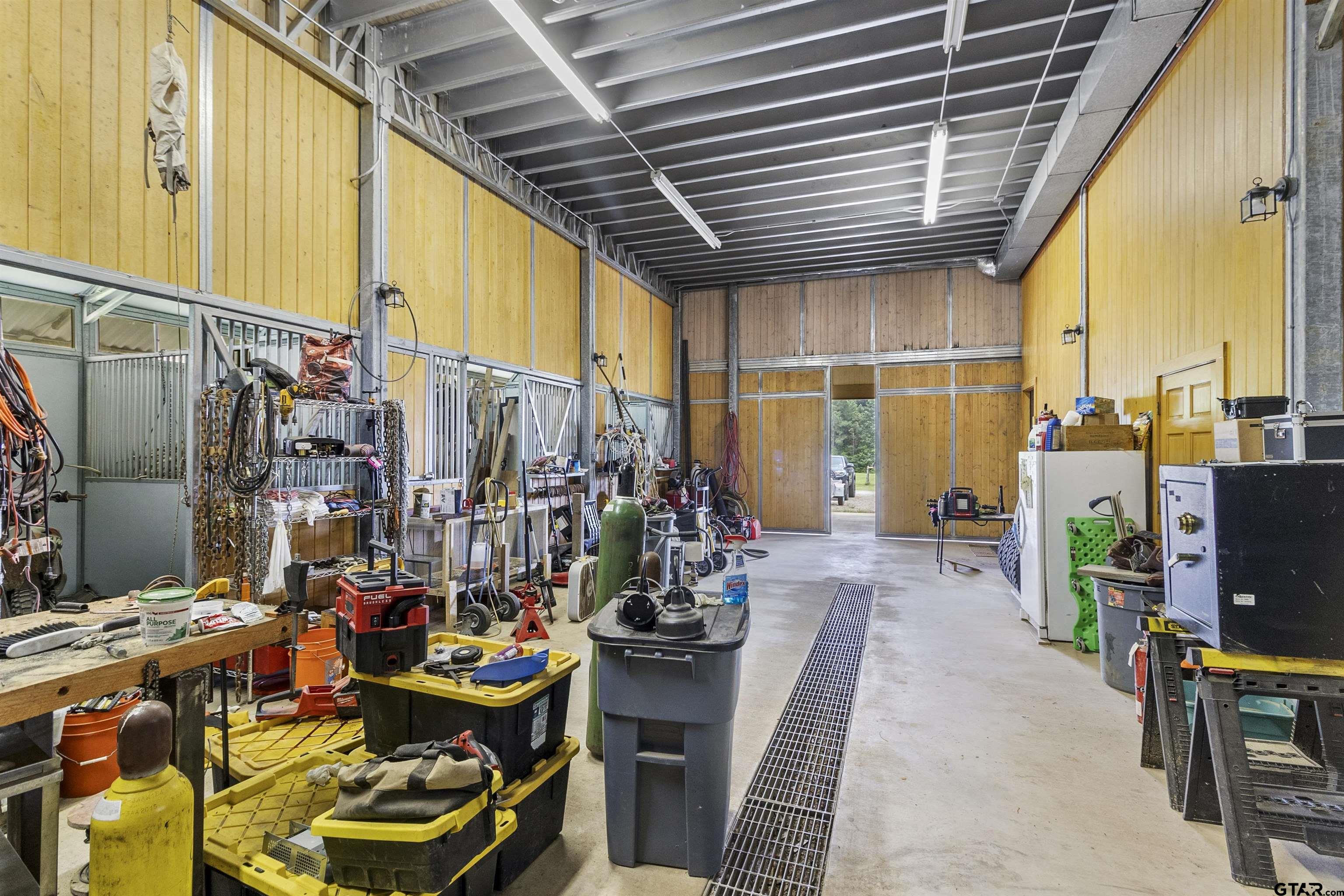 703 County Road 1124, Daingerfield, Texas image 33