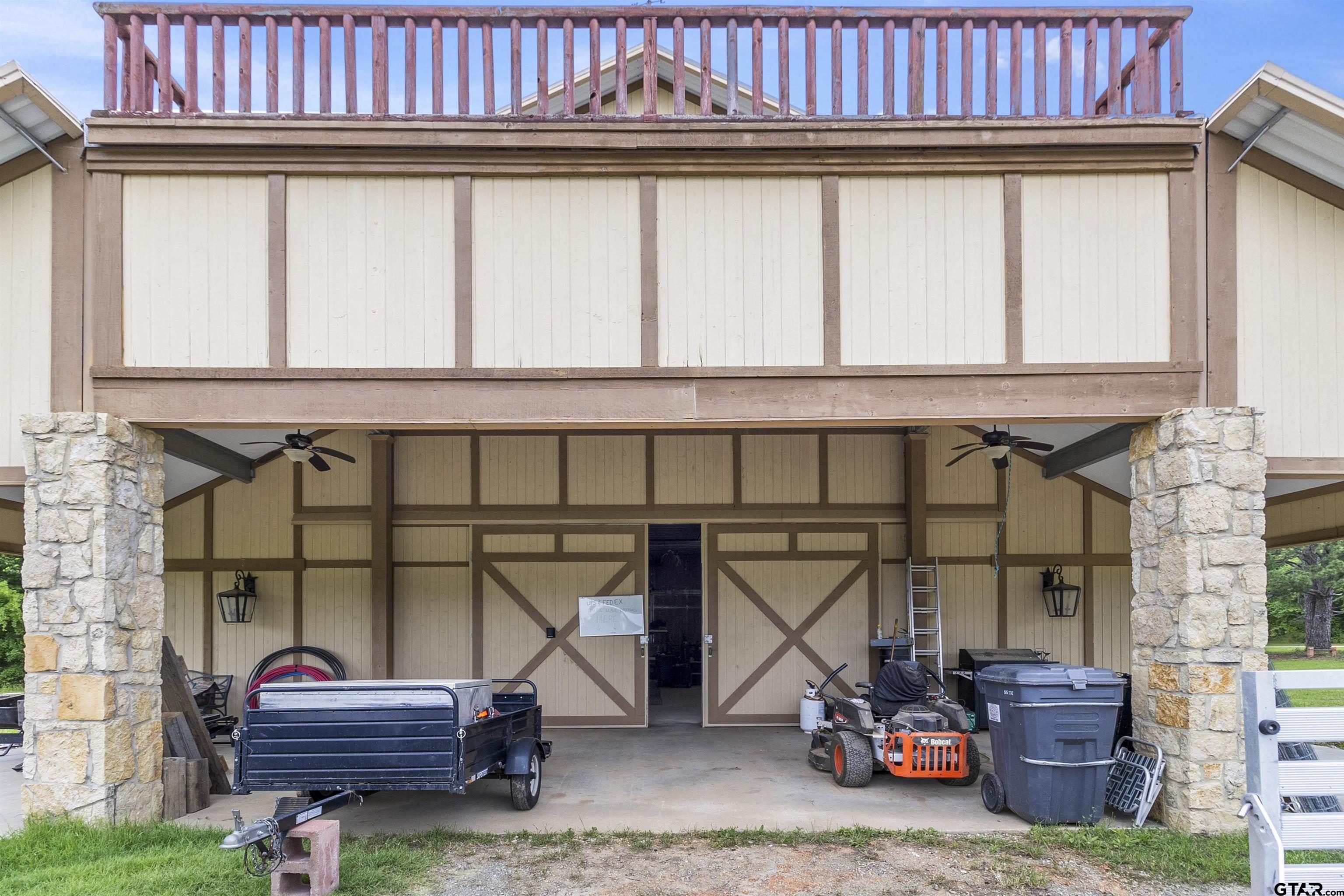703 County Road 1124, Daingerfield, Texas image 7