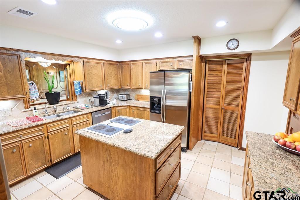 11074 W Hwy 64, Overton, Texas image 7