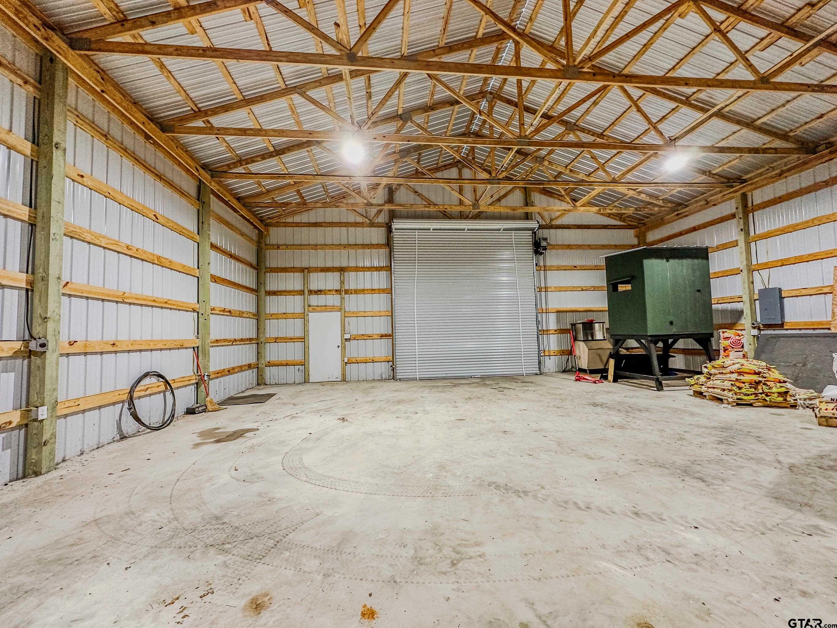587 Cr 459, Carthage, Texas image 32