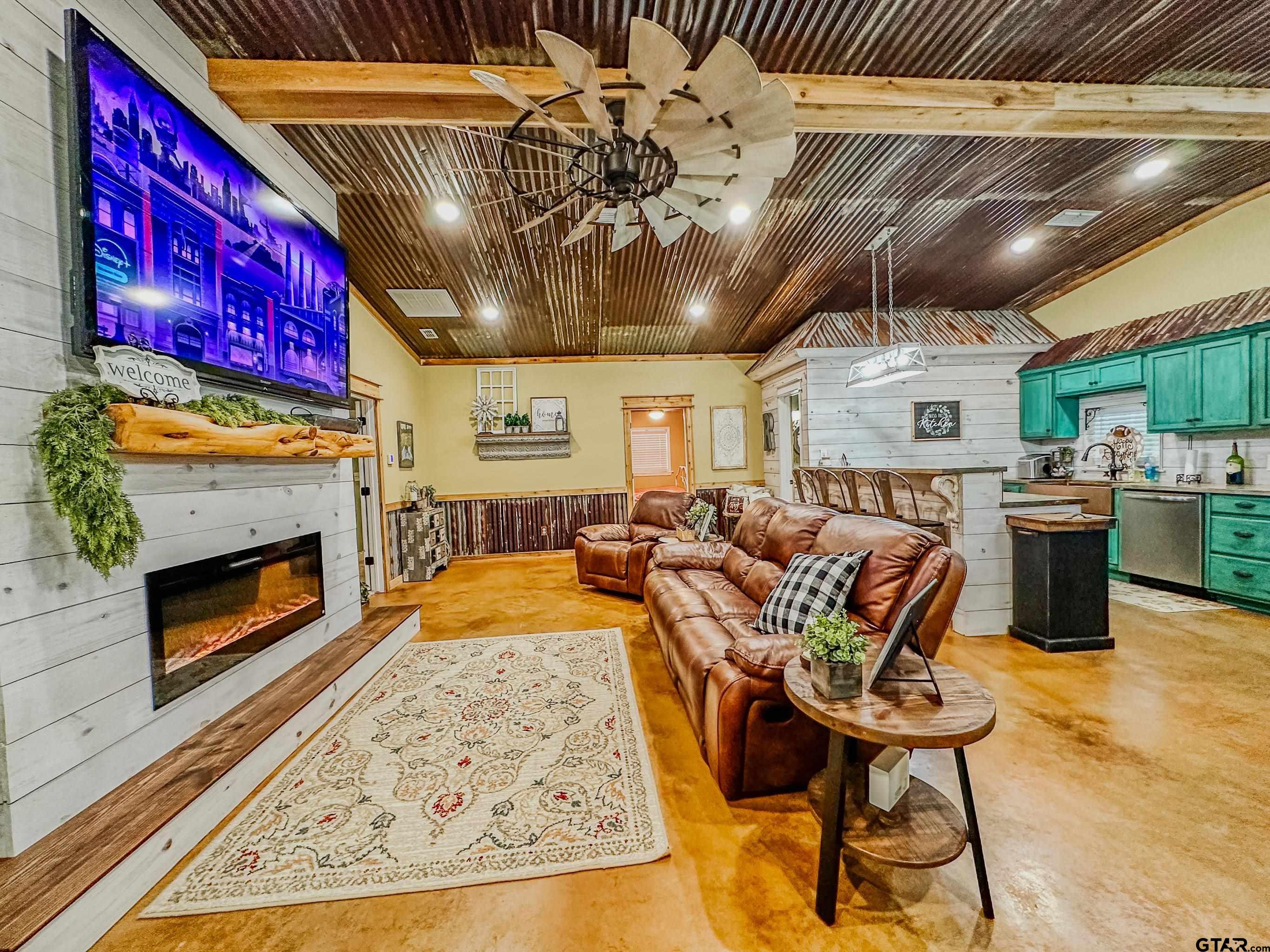 587 Cr 459, Carthage, Texas image 6