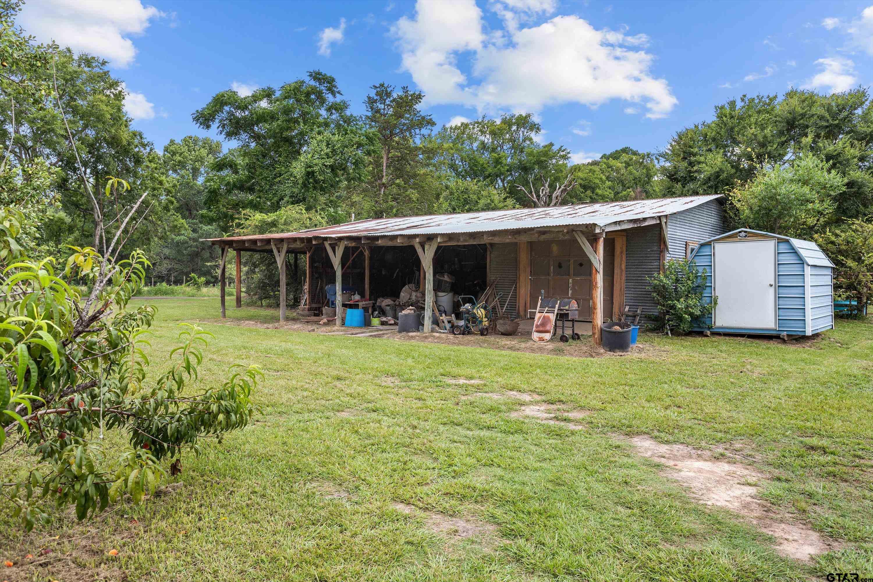 3219 Fm 1817, Elkhart, Texas image 31