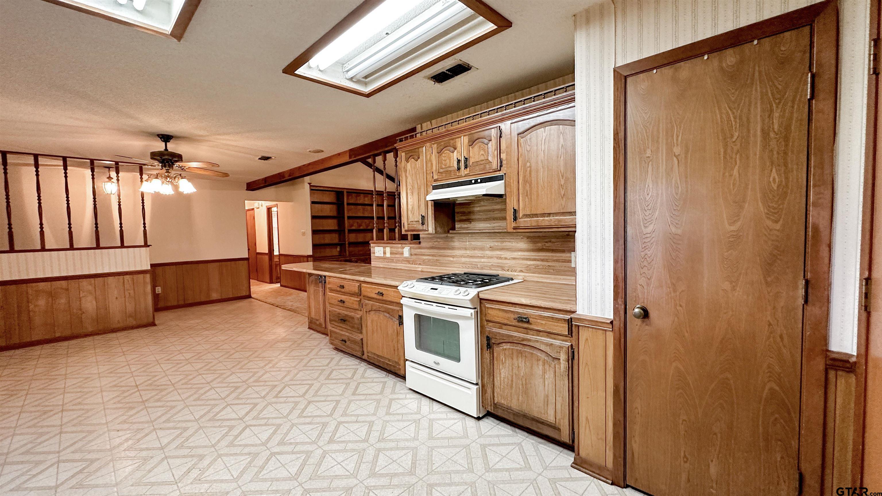 16388 Cr 3419, Brownsboro, Texas image 16