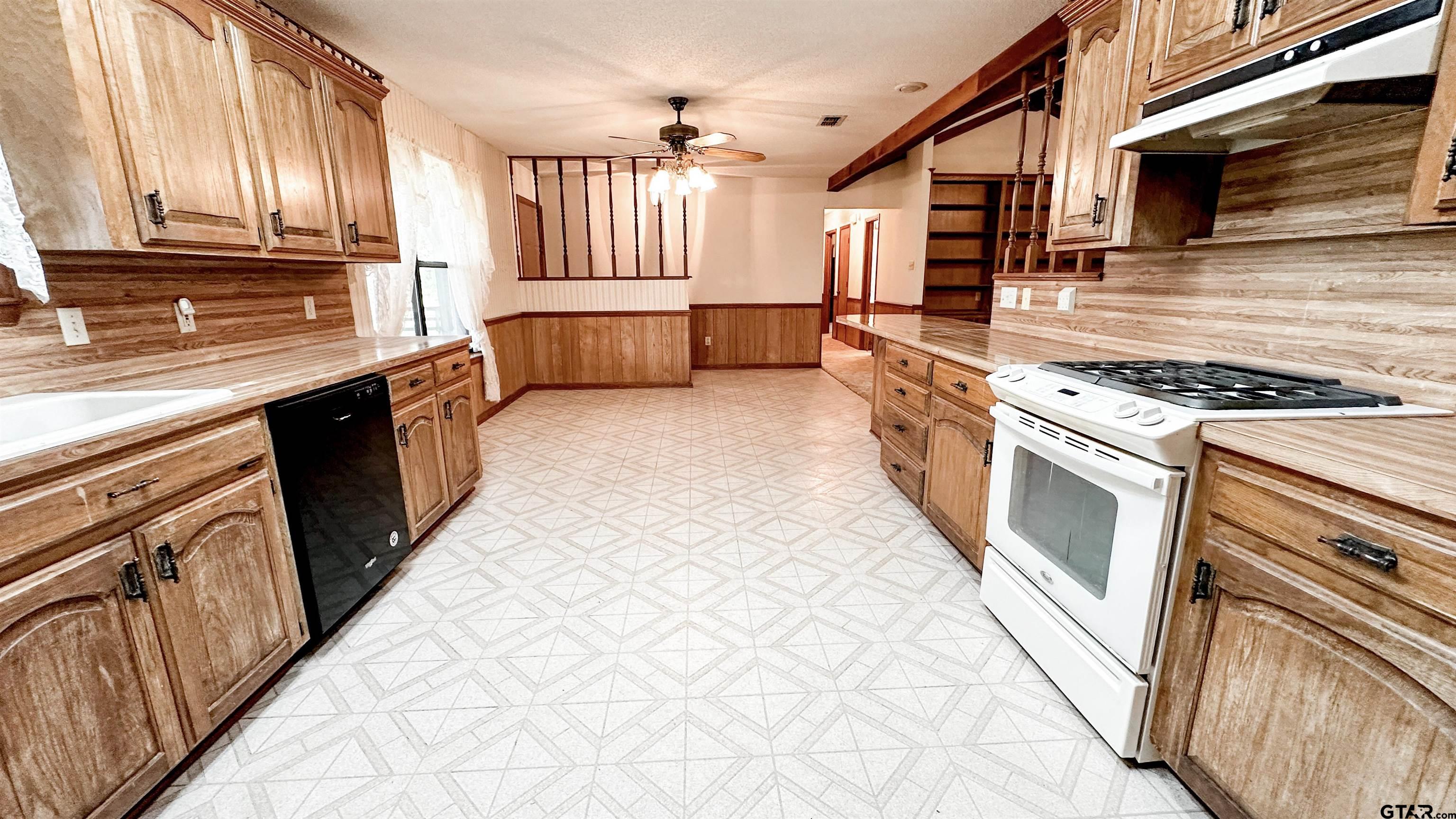16388 Cr 3419, Brownsboro, Texas image 20