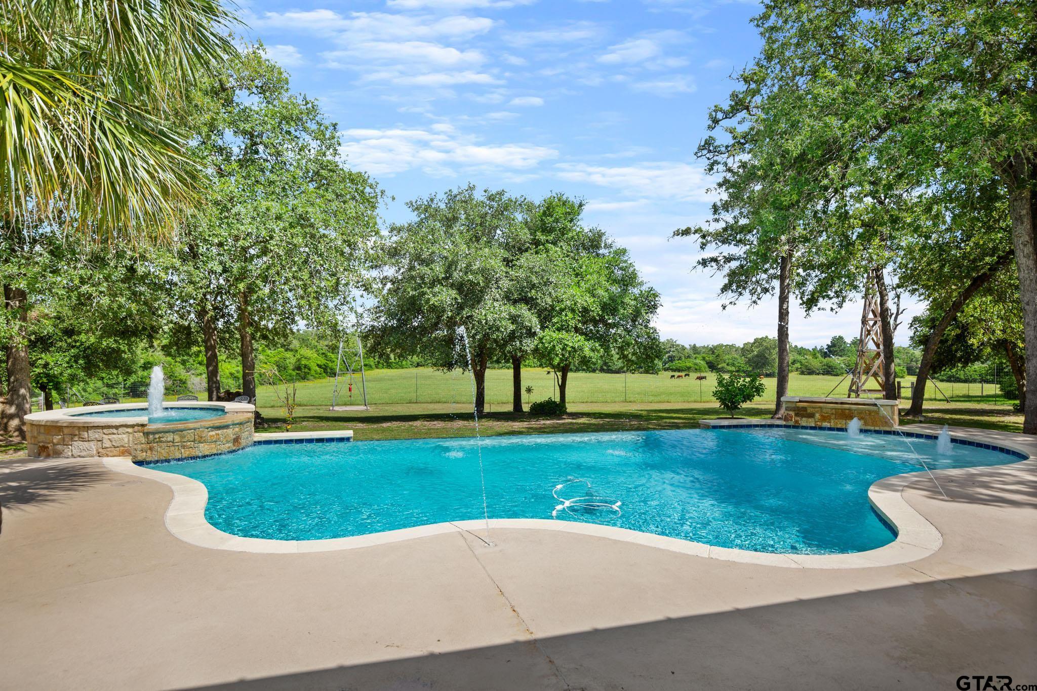 3306 S Us Hwy 36, Milano, Texas image 9