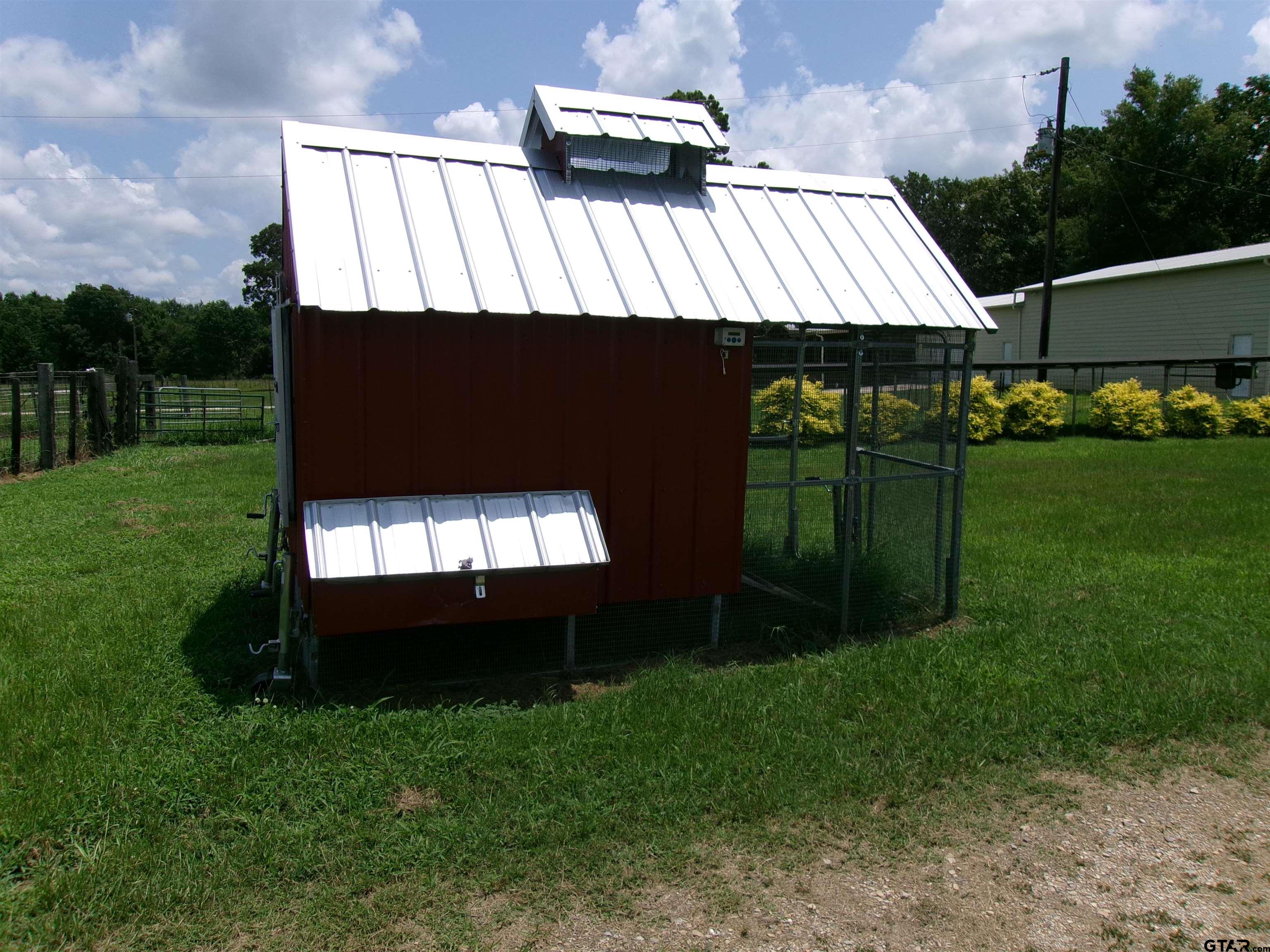 7559 Farm Road 2120, Bagwell, Texas image 13