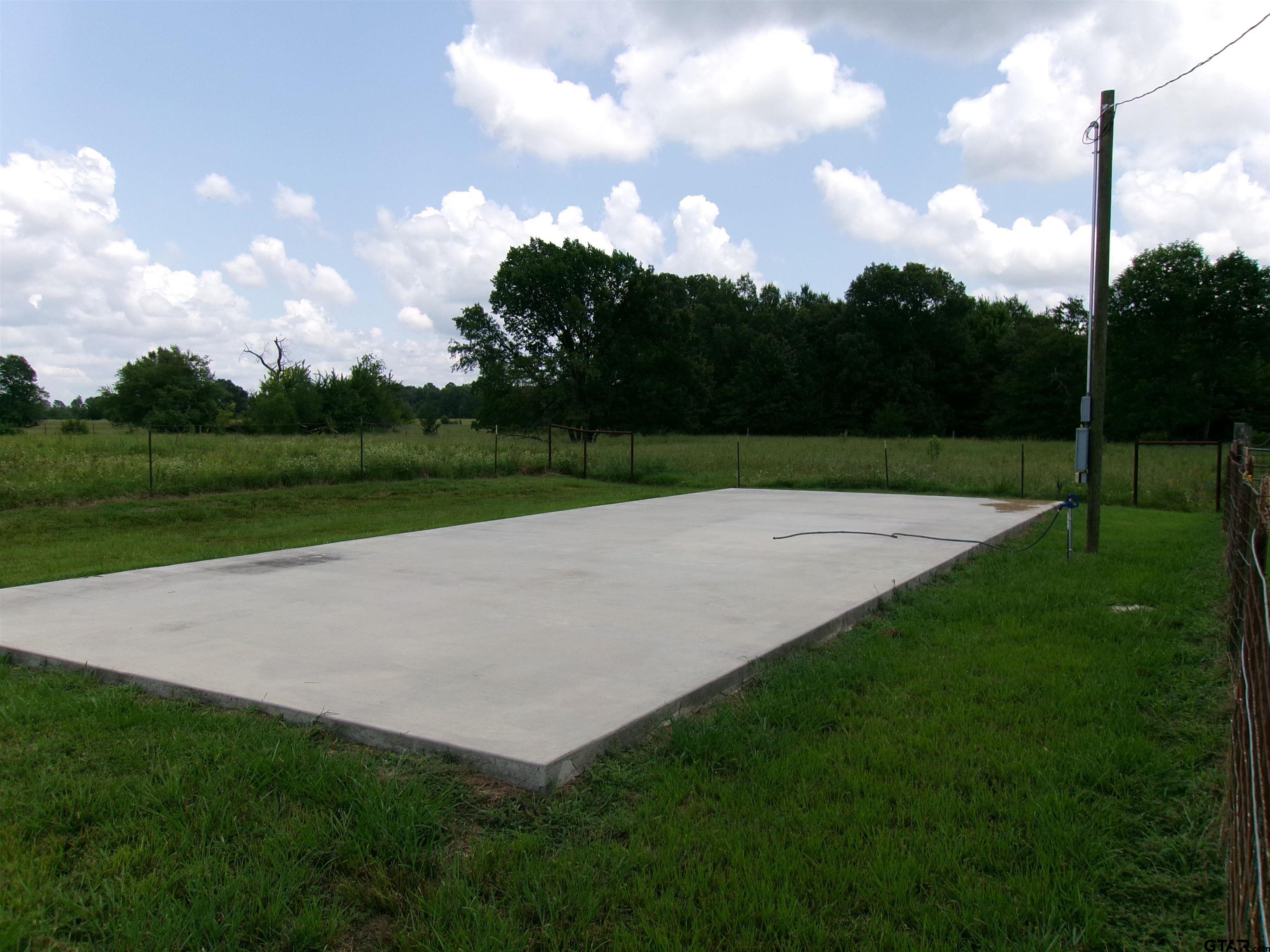 7559 Farm Road 2120, Bagwell, Texas image 26