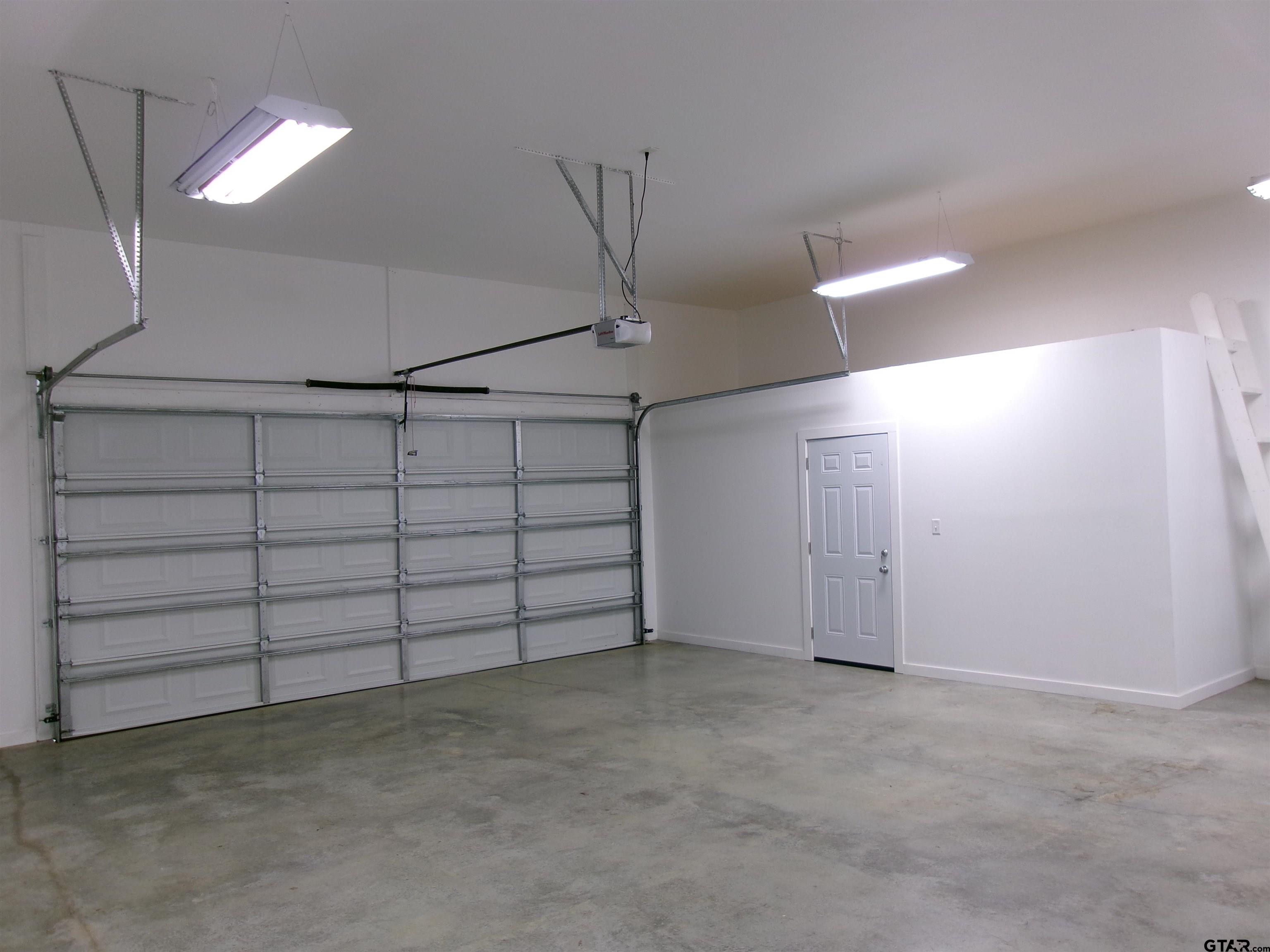 7559 Farm Road 2120, Bagwell, Texas image 33