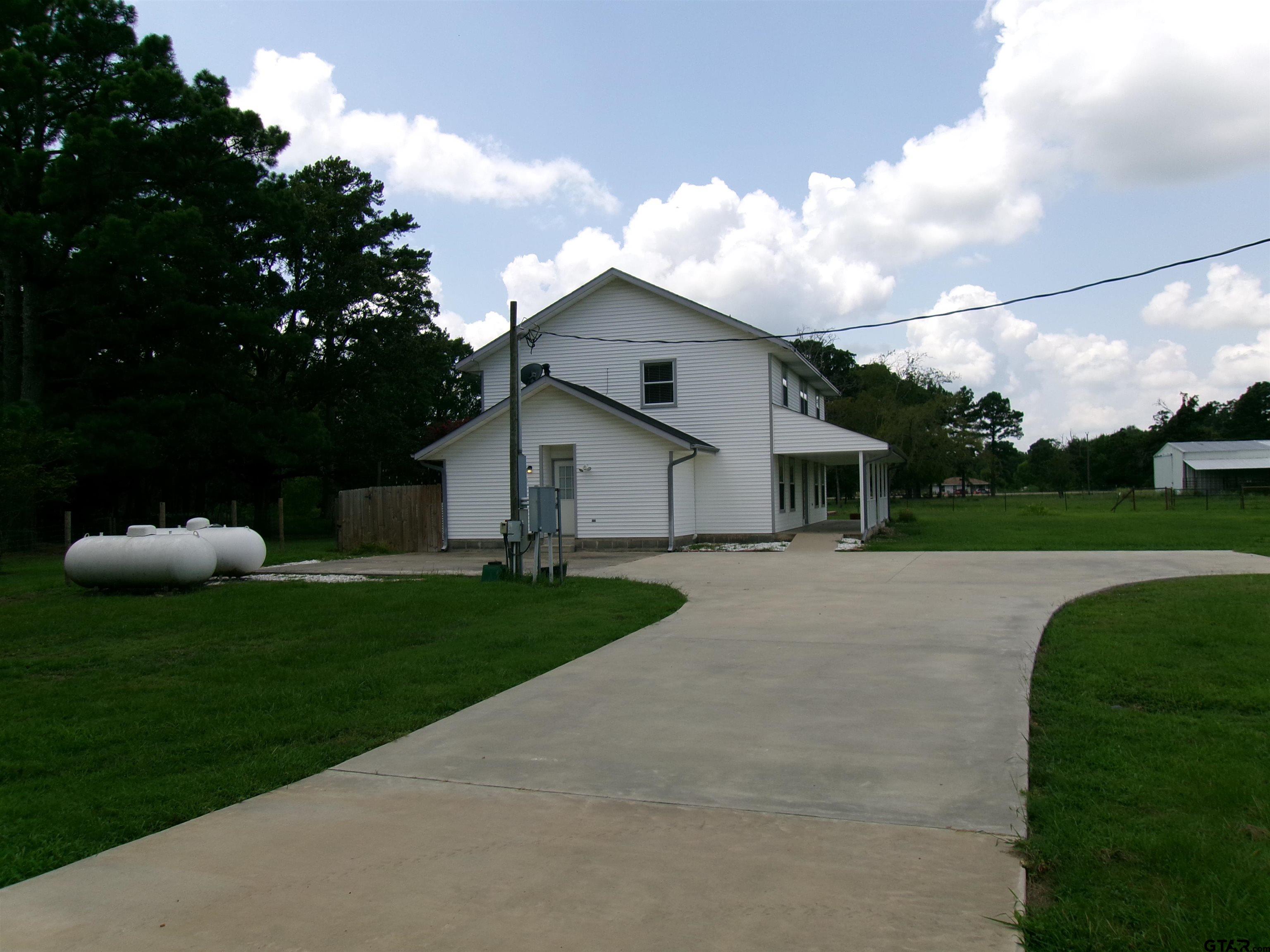 7559 Farm Road 2120, Bagwell, Texas image 36
