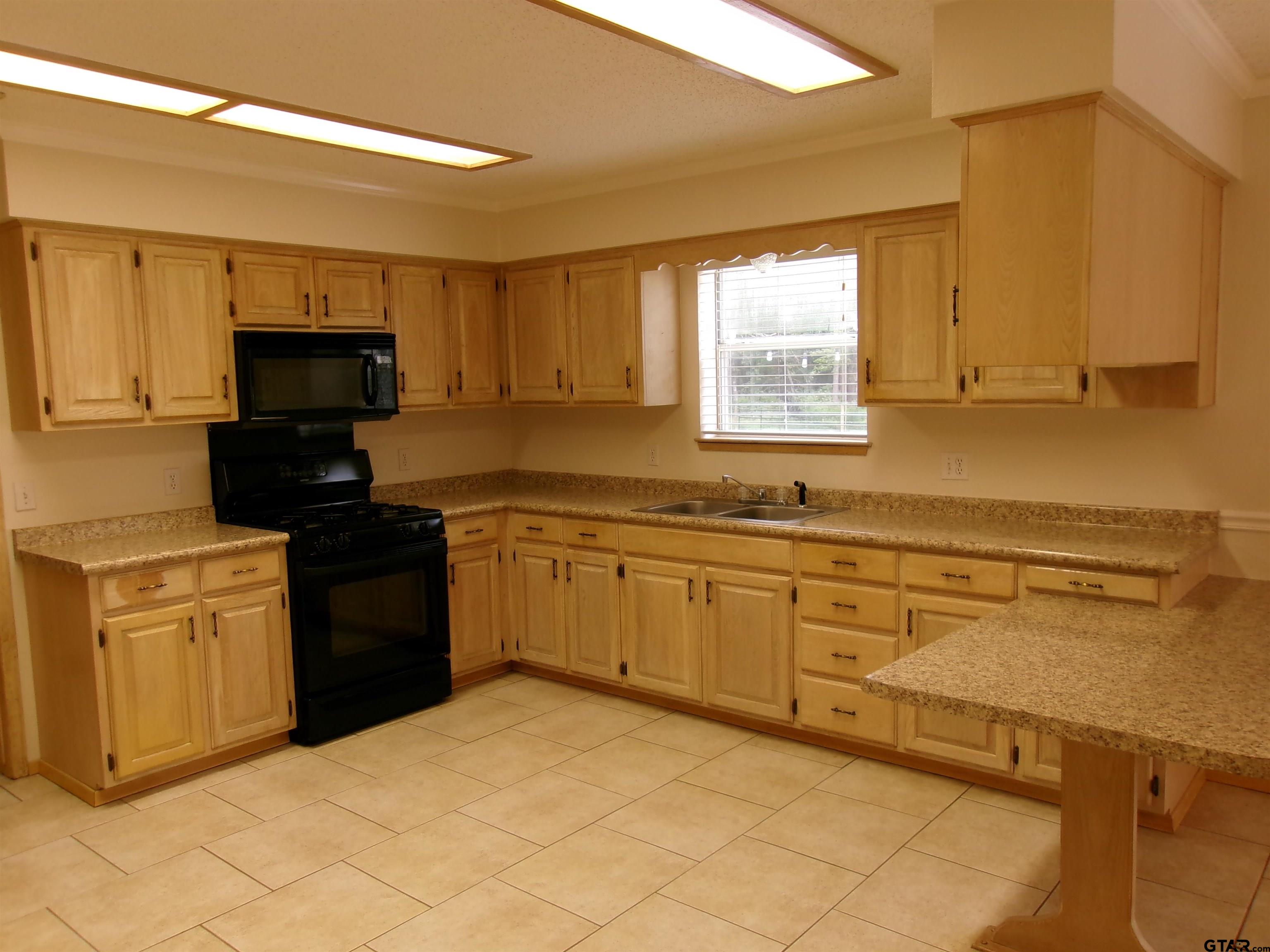7559 Farm Road 2120, Bagwell, Texas image 37