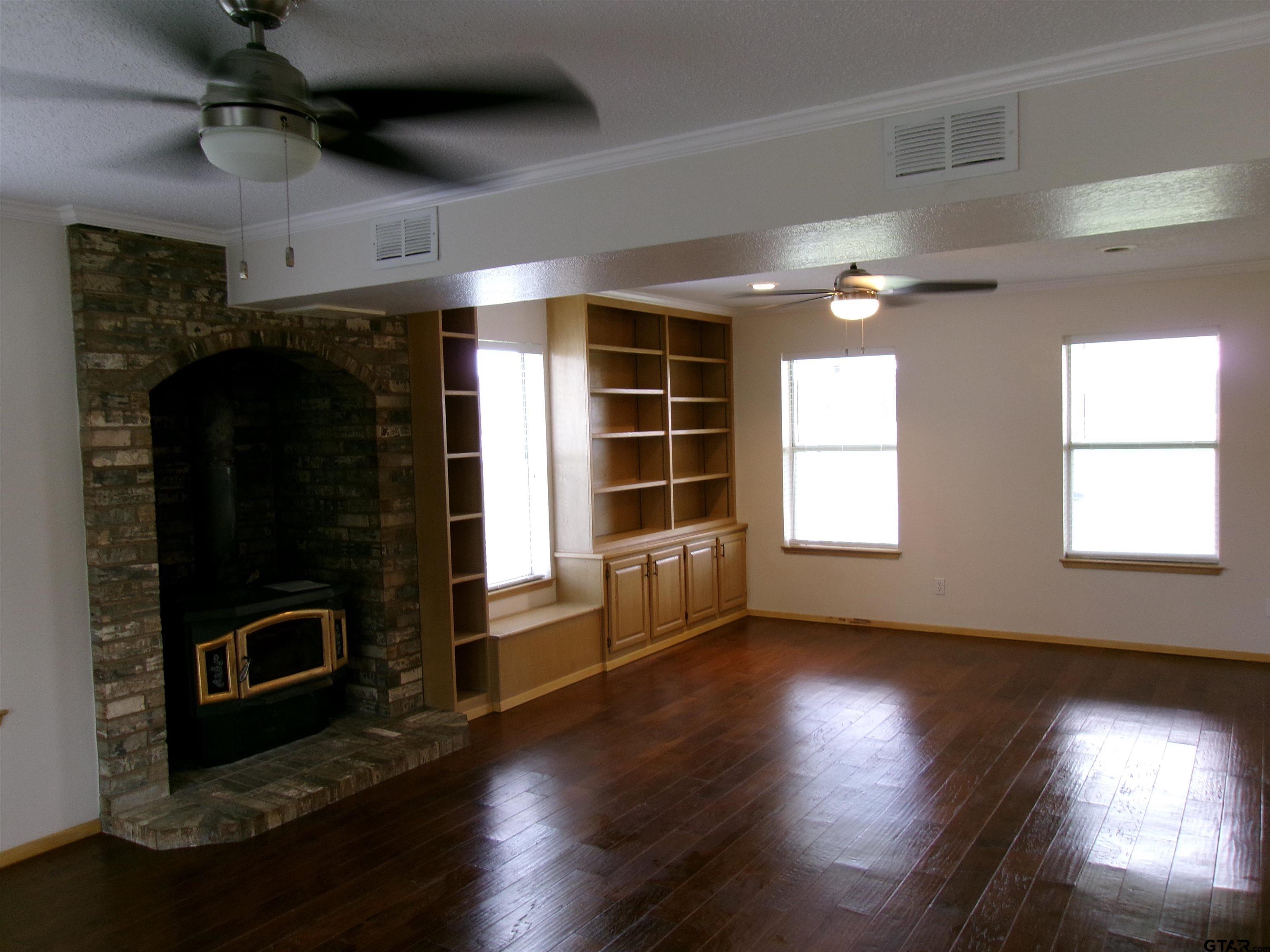 7559 Farm Road 2120, Bagwell, Texas image 41