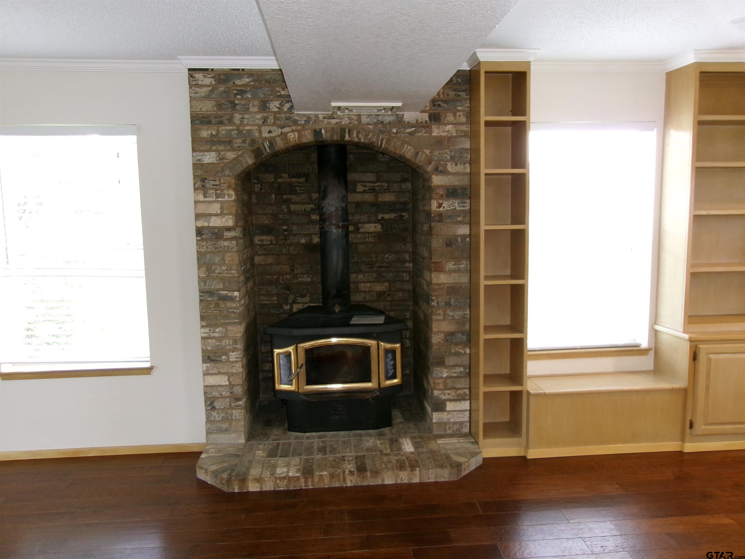 7559 Farm Road 2120, Bagwell, Texas image 42
