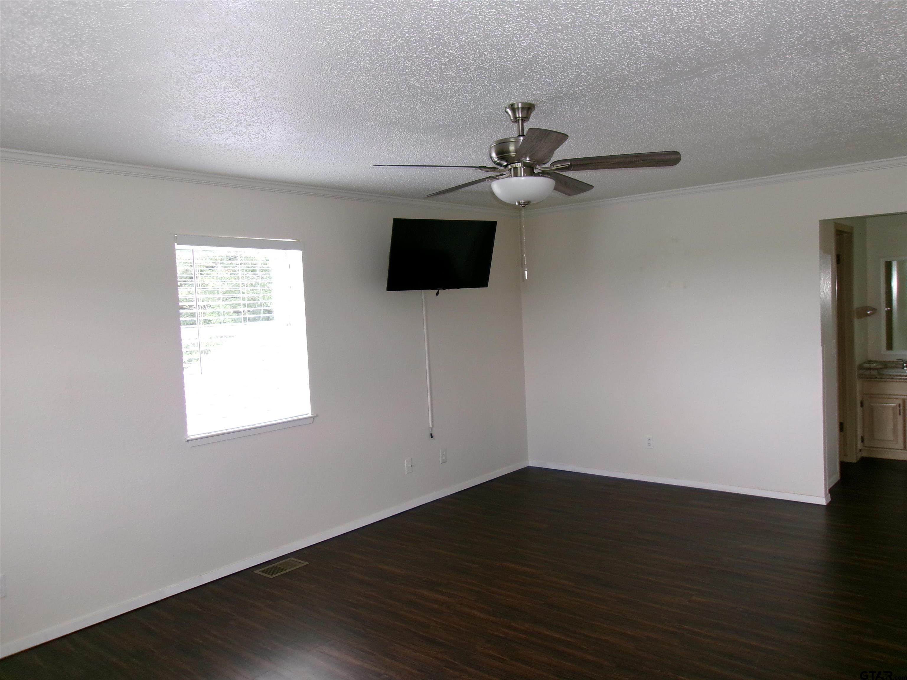 7559 Farm Road 2120, Bagwell, Texas image 43