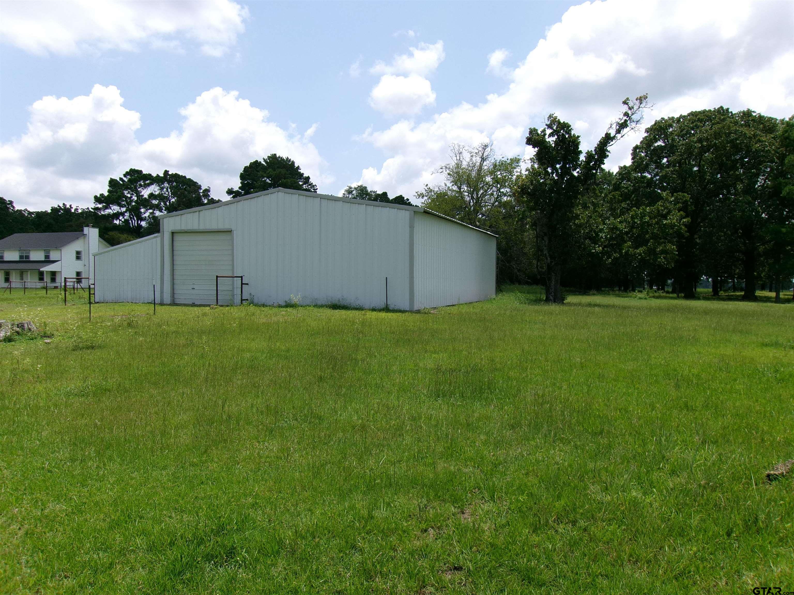 7559 Farm Road 2120, Bagwell, Texas image 8