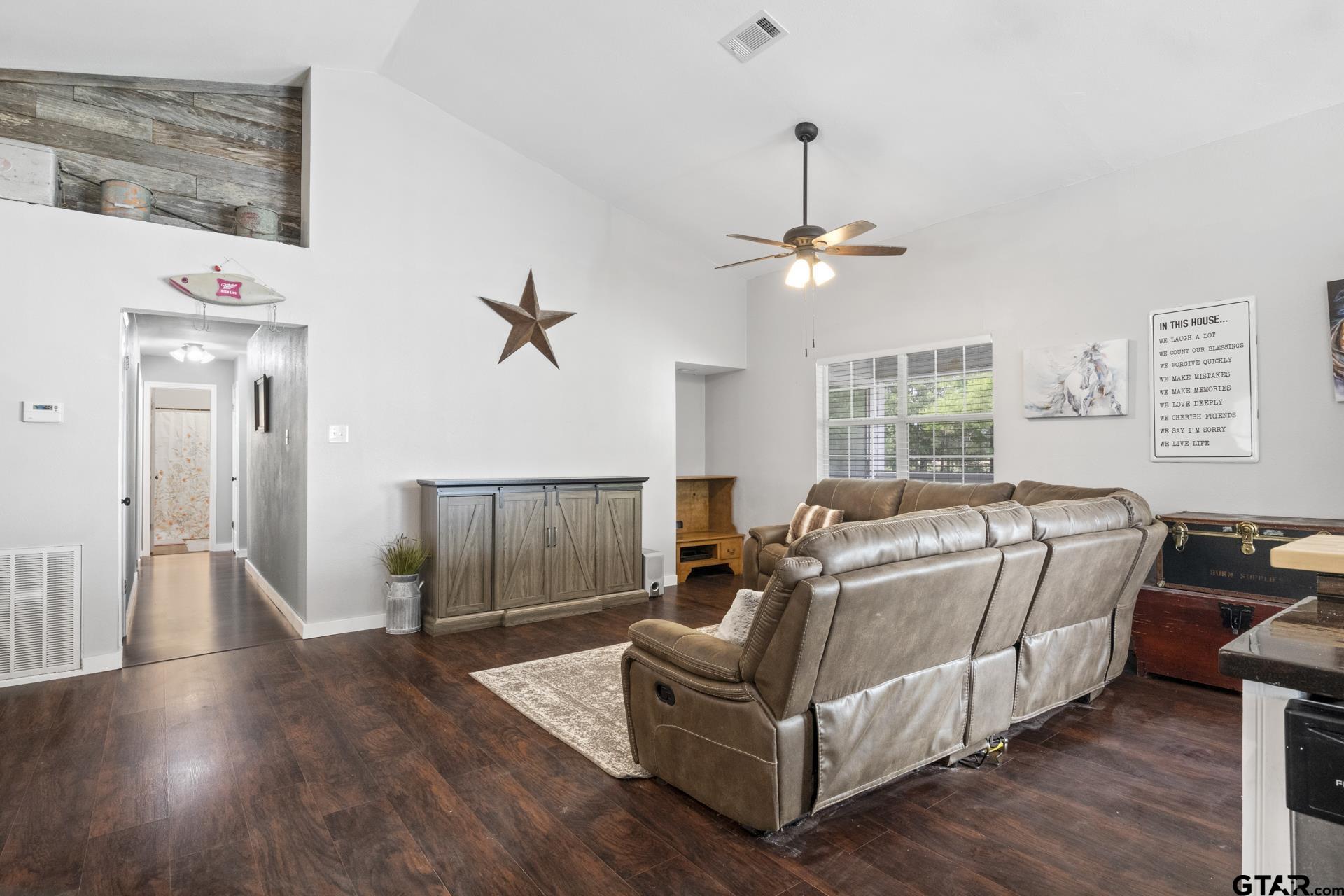 5536 County Road 1905, Talco, Texas image 12