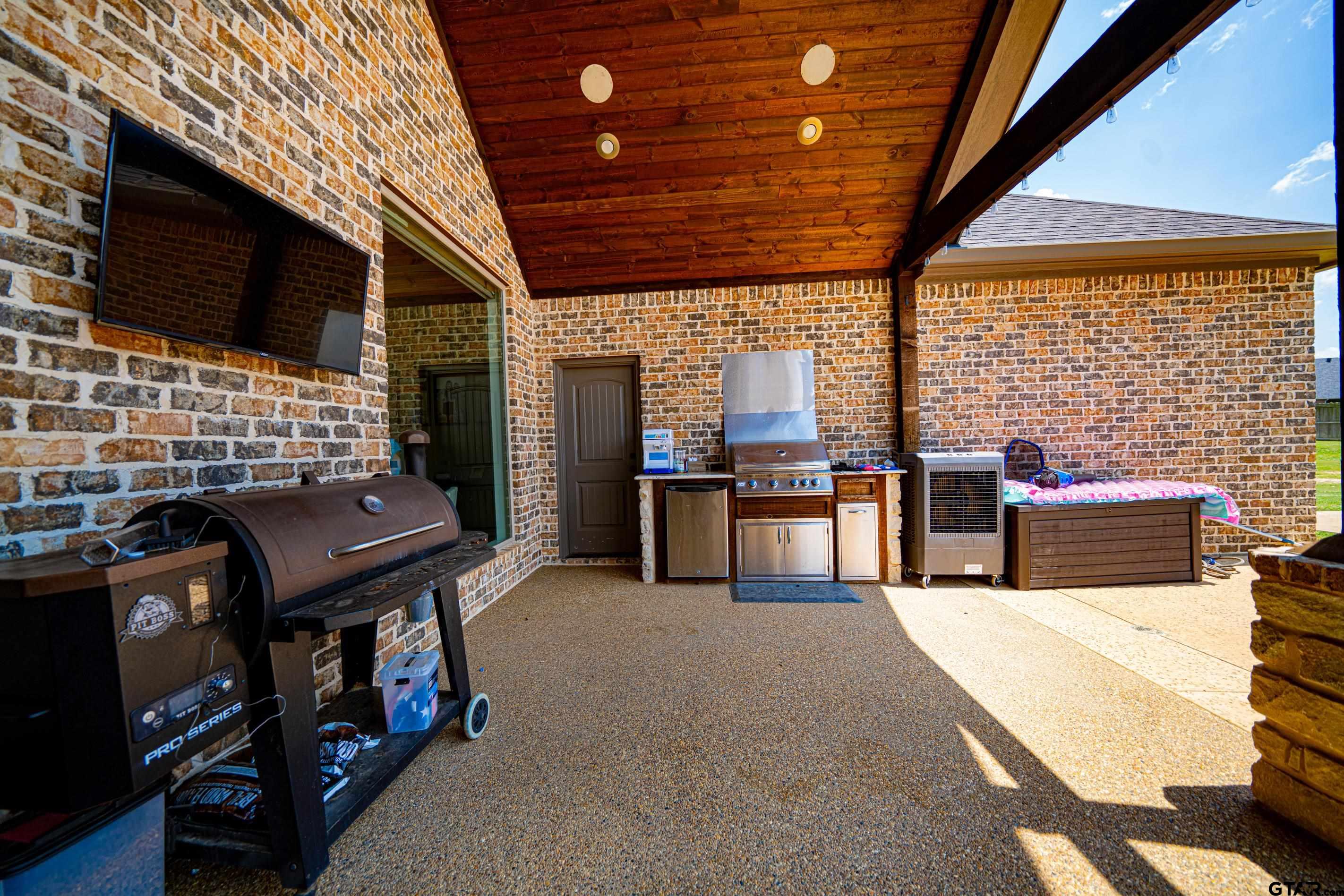 225 Clements Circle, Tatum, Texas image 33