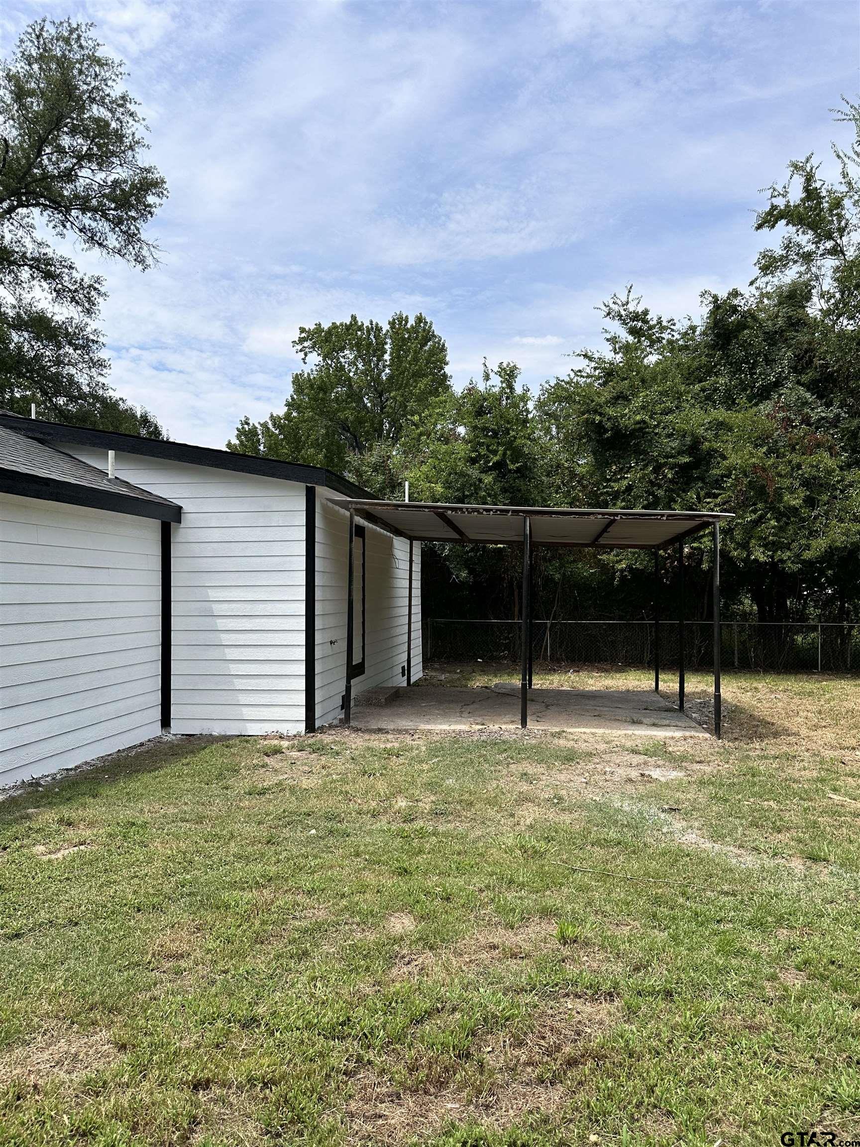 170 W Ohio Street, Van, Texas image 4