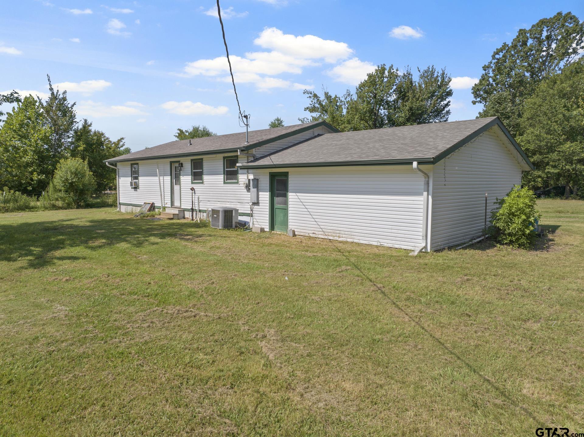 9280 NE County Road 2100, Talco, Texas image 17