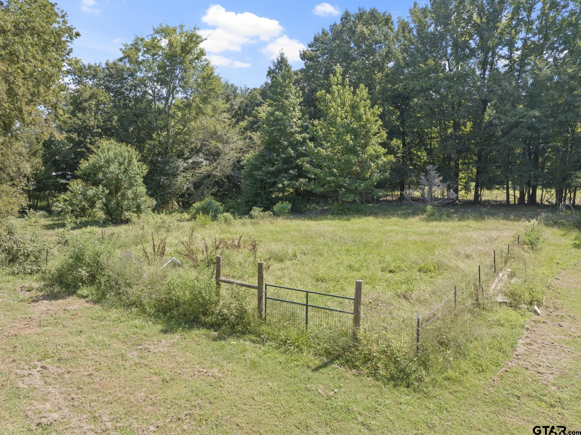 9280 NE County Road 2100, Talco, Texas image 28
