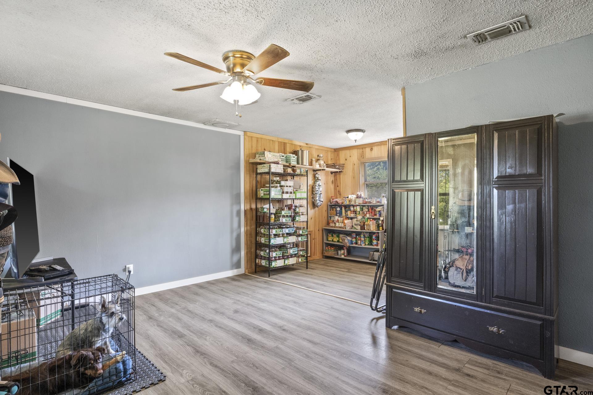 9280 NE County Road 2100, Talco, Texas image 7