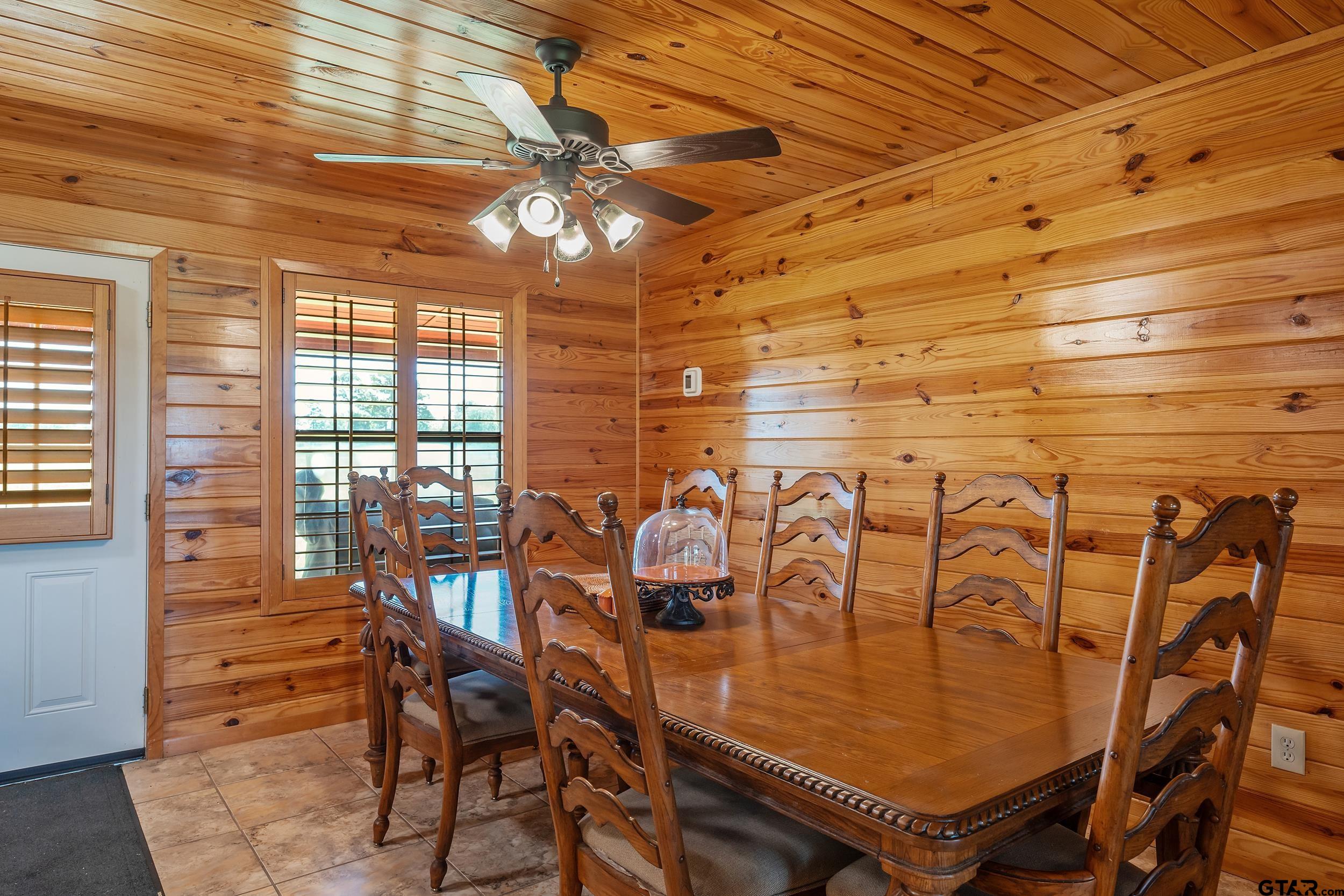 895 County Road 1208, Grapeland, Texas image 17