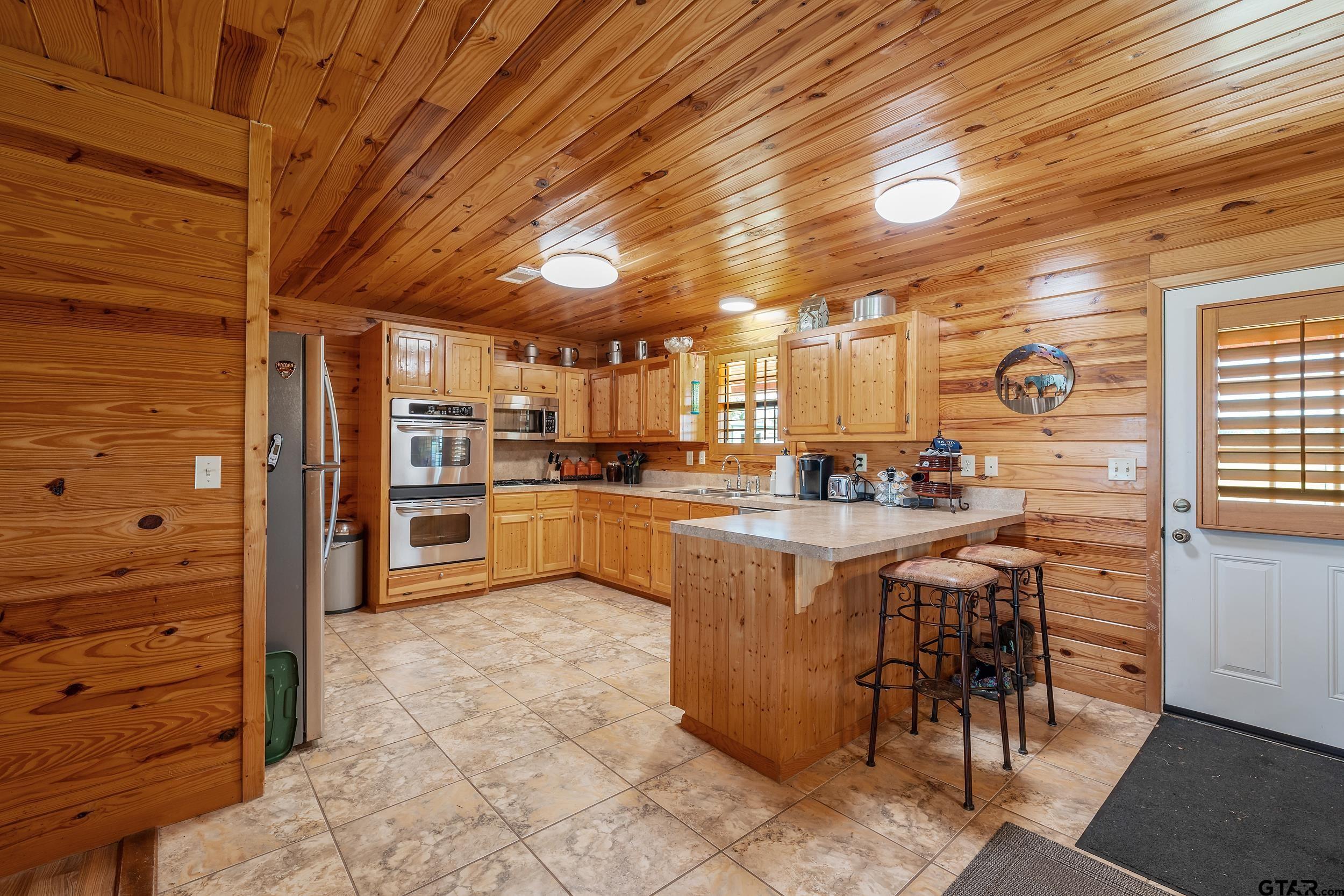 895 County Road 1208, Grapeland, Texas image 18