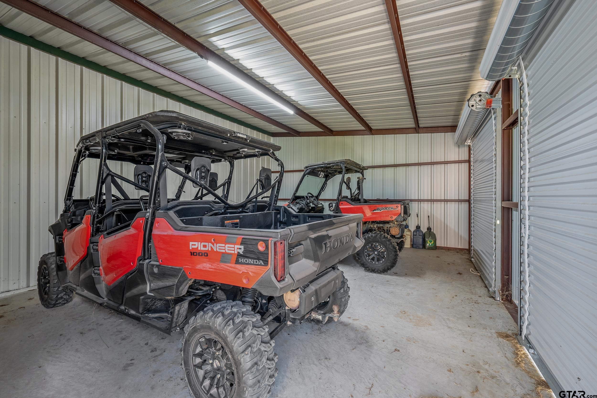 895 County Road 1208, Grapeland, Texas image 38