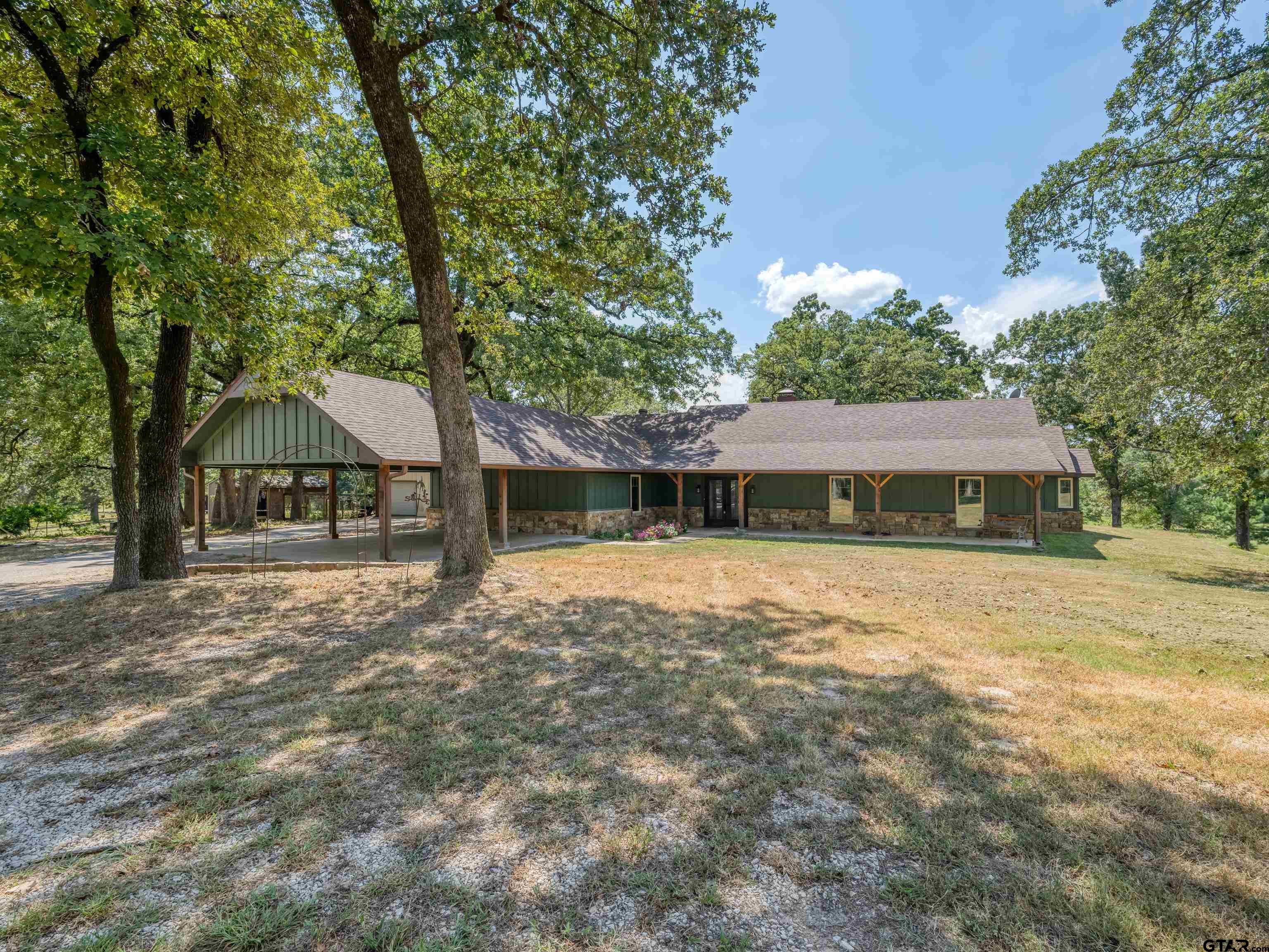 7965 Private Road 7408, Chandler, Texas image 2