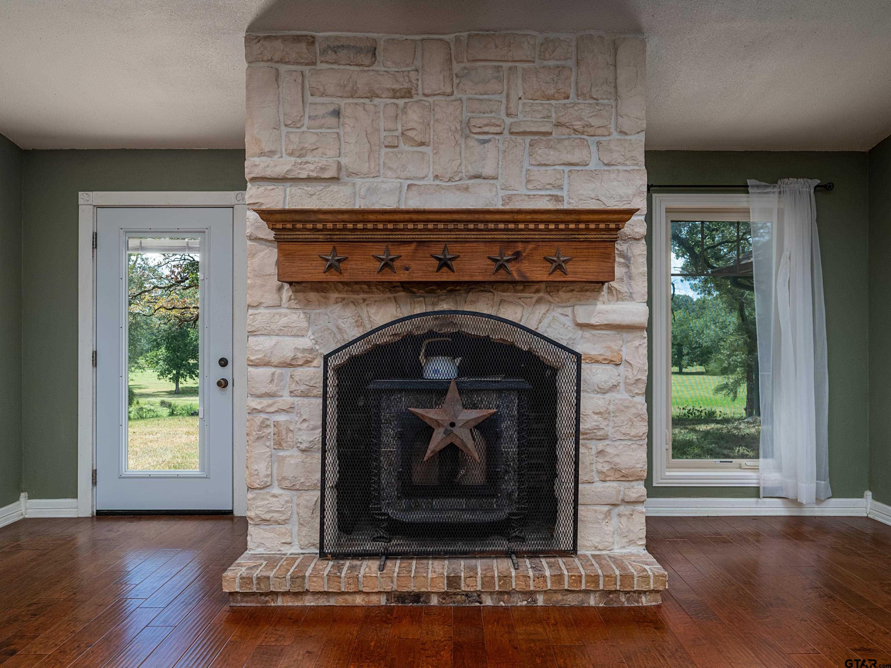 7965 Private Road 7408, Chandler, Texas image 6