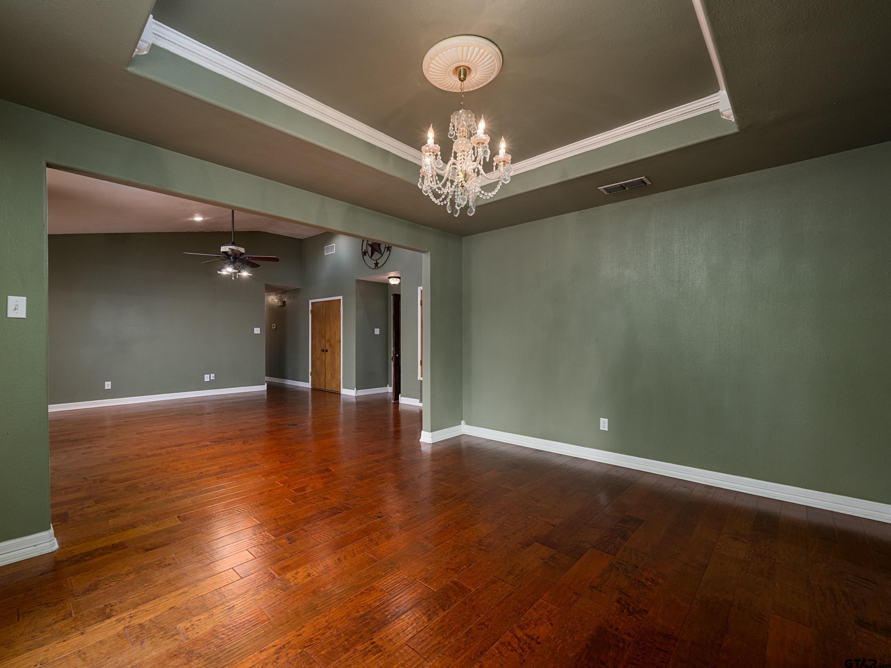 7965 Private Road 7408, Chandler, Texas image 9