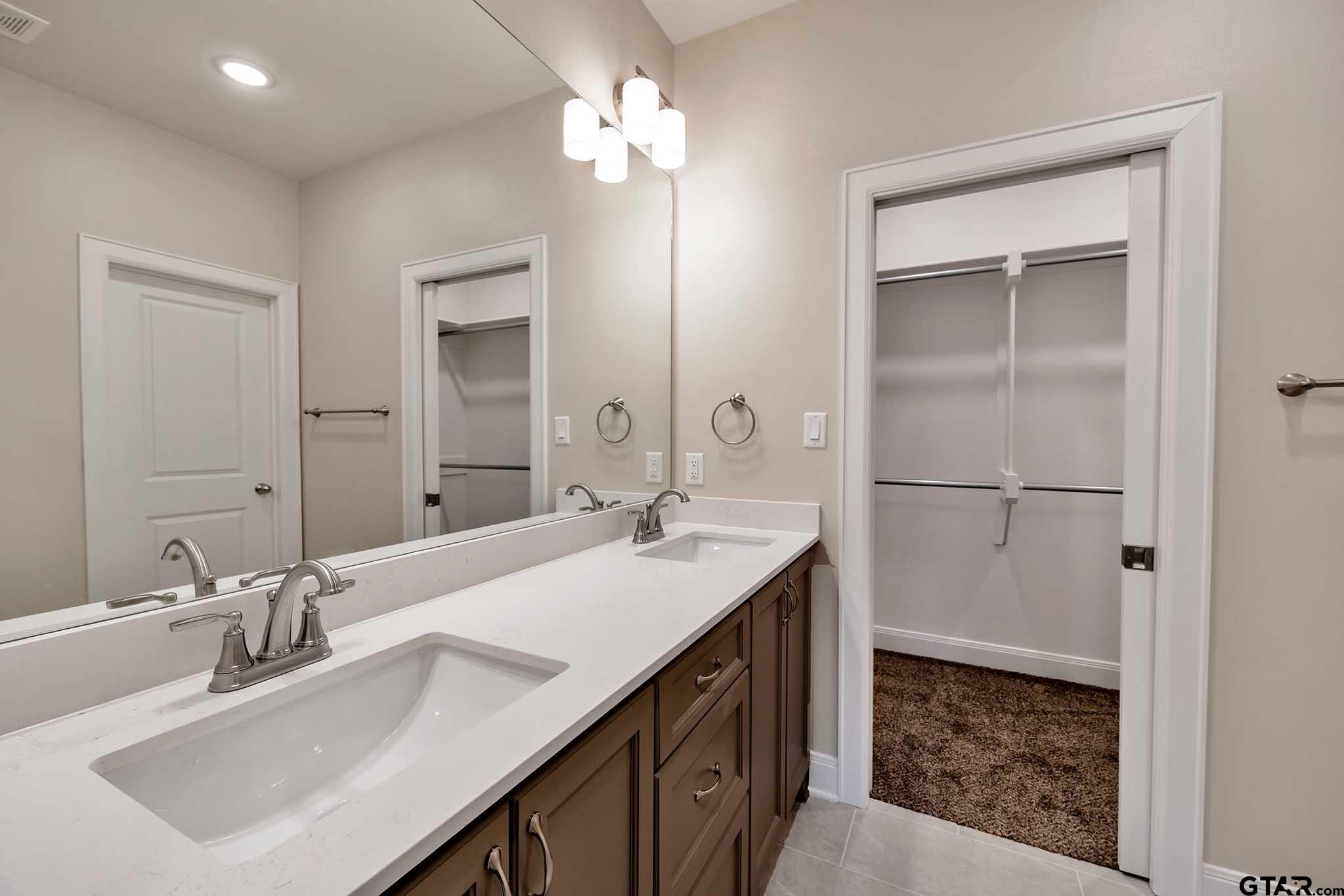 4344 Macnab Dr, Tyler, Texas image 10