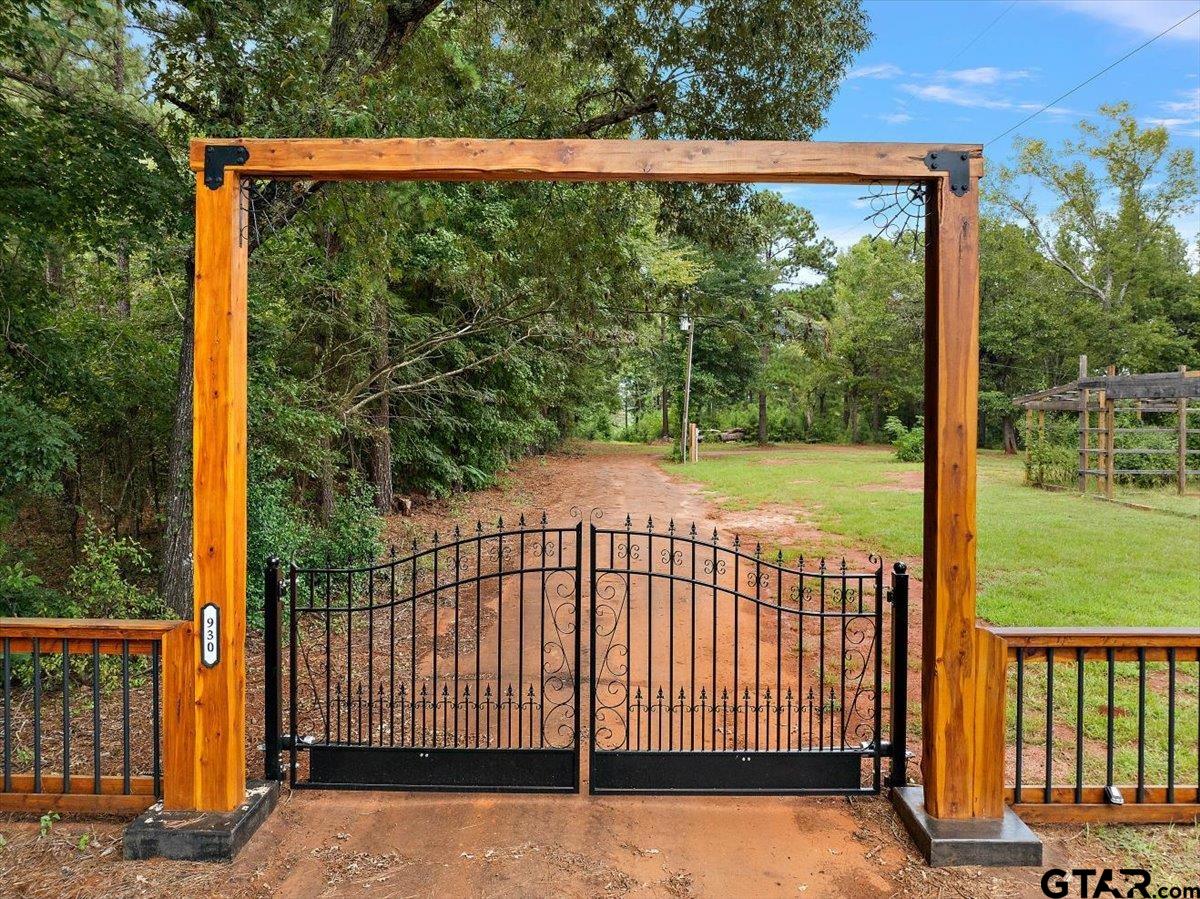 930 County Road 2514, Alto, Texas image 17