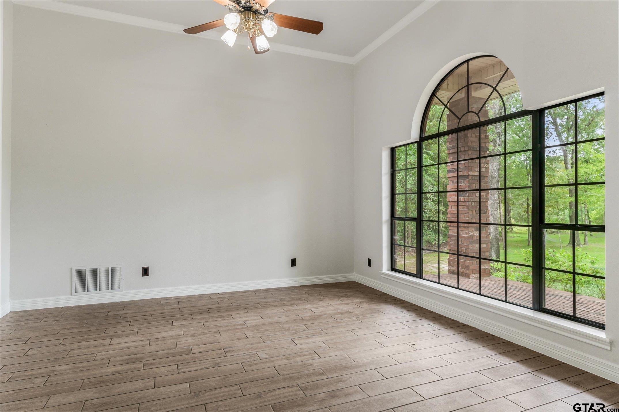 4601 Dickens, Athens, Texas image 12