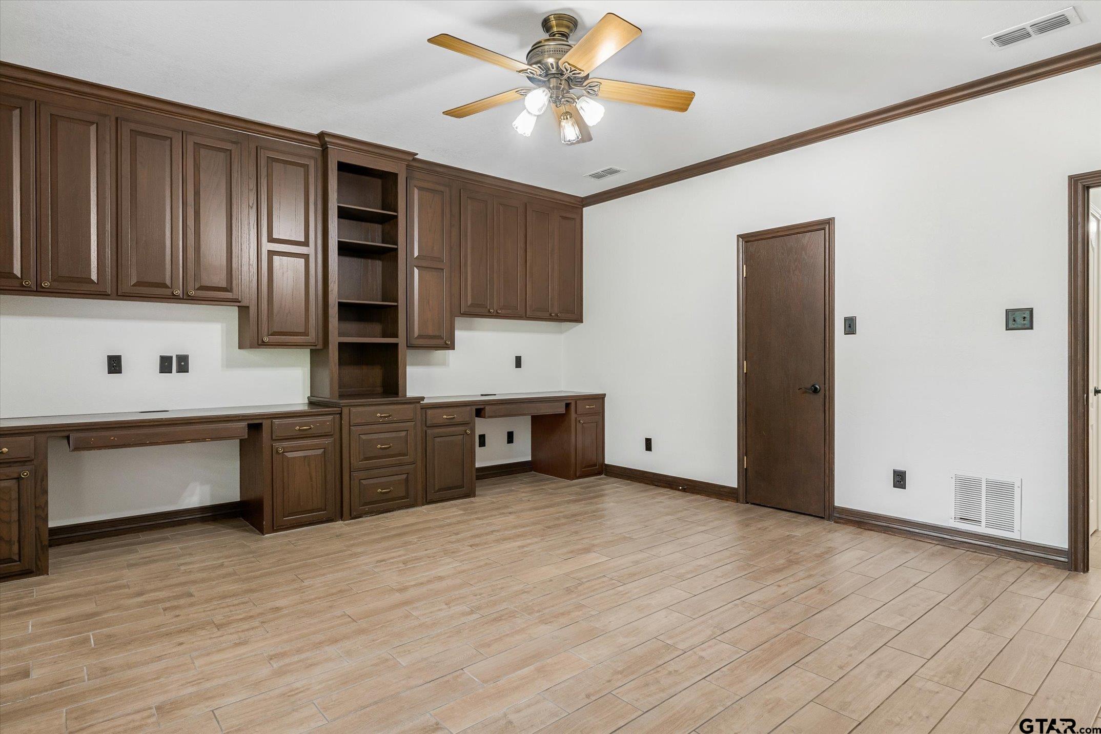 4601 Dickens, Athens, Texas image 35