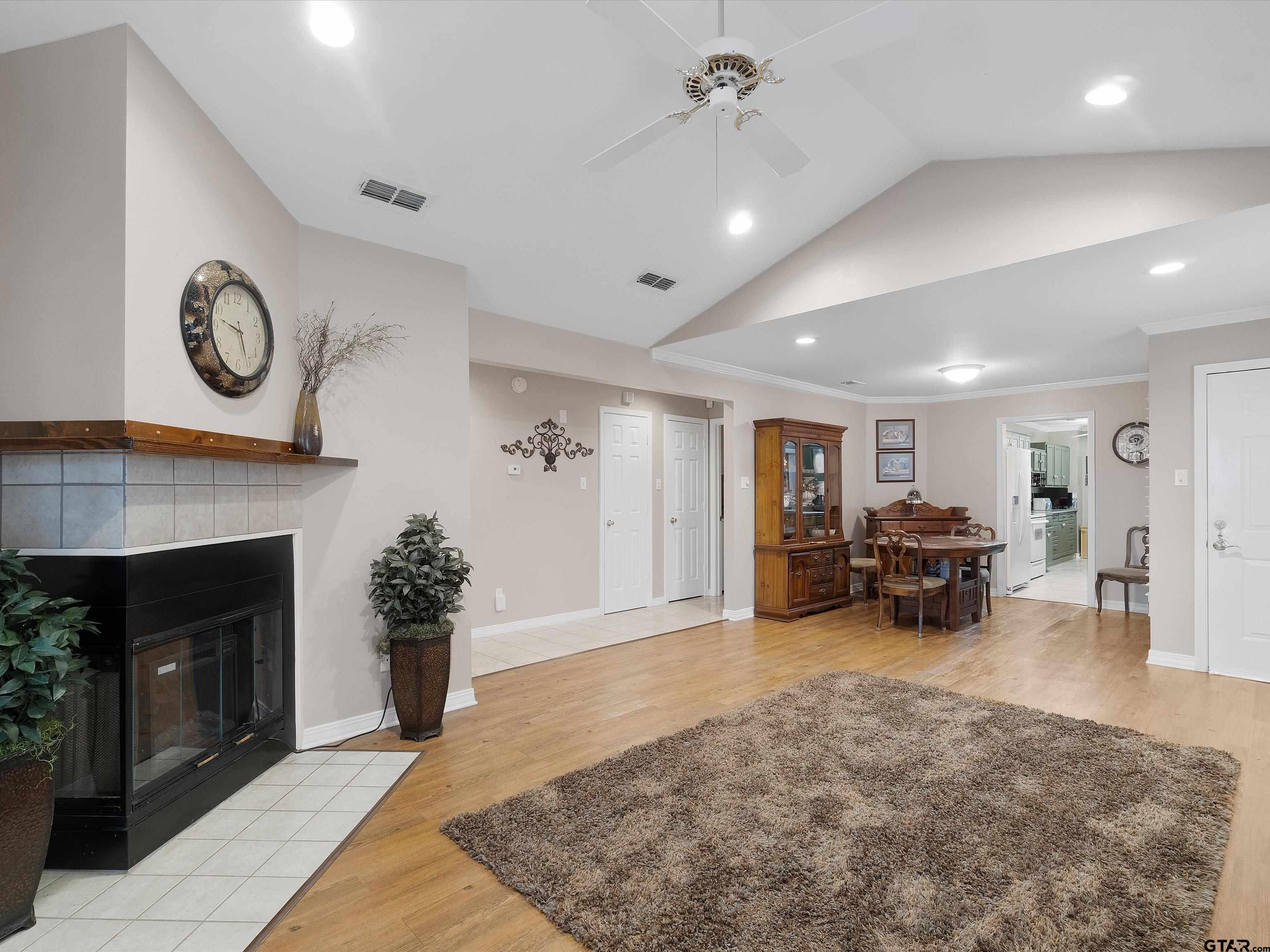 2728 Timberwood Trail, Longview, Texas image 16