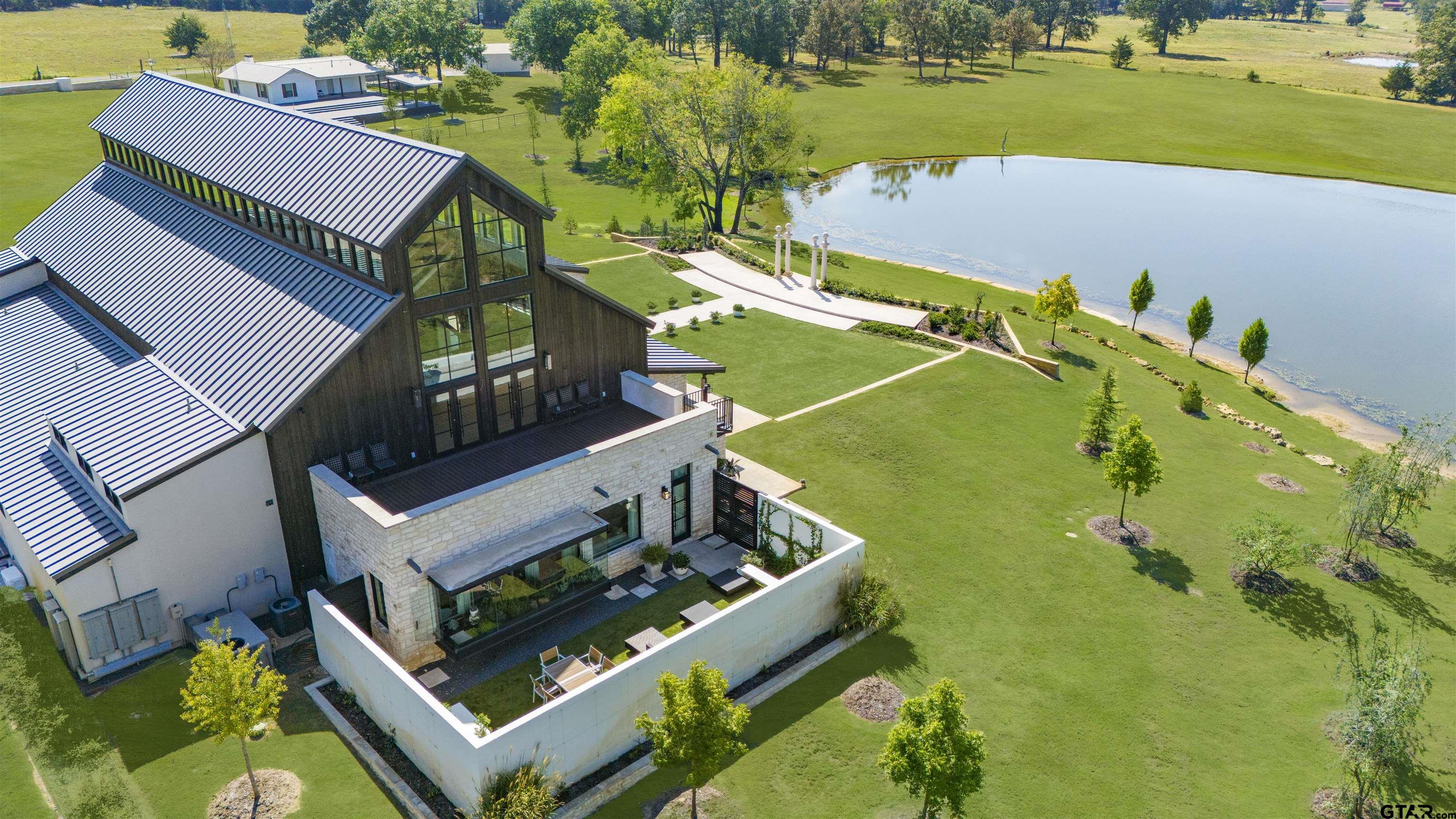 2769 Rs County Road 3160, Emory, Texas image 2