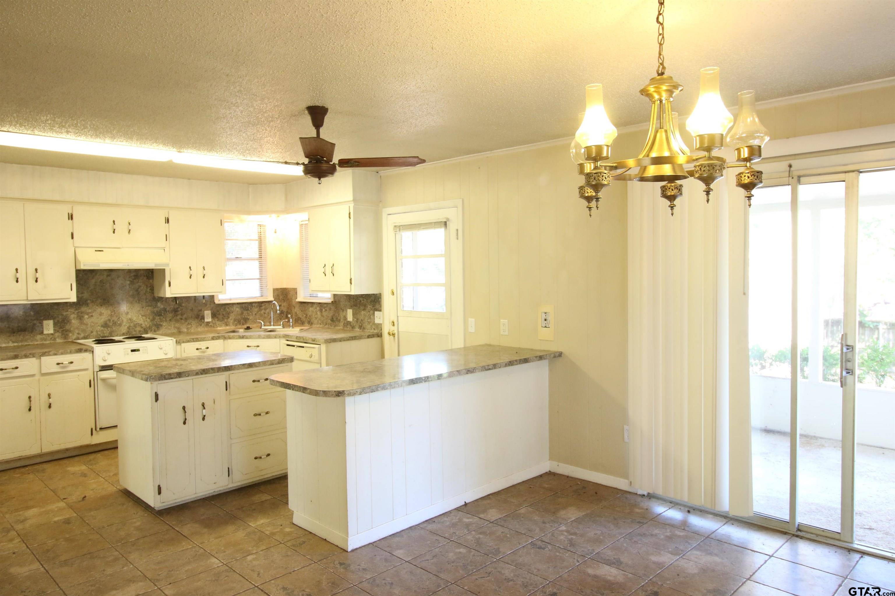 611 Northgate Rd., Hideaway, Texas image 3