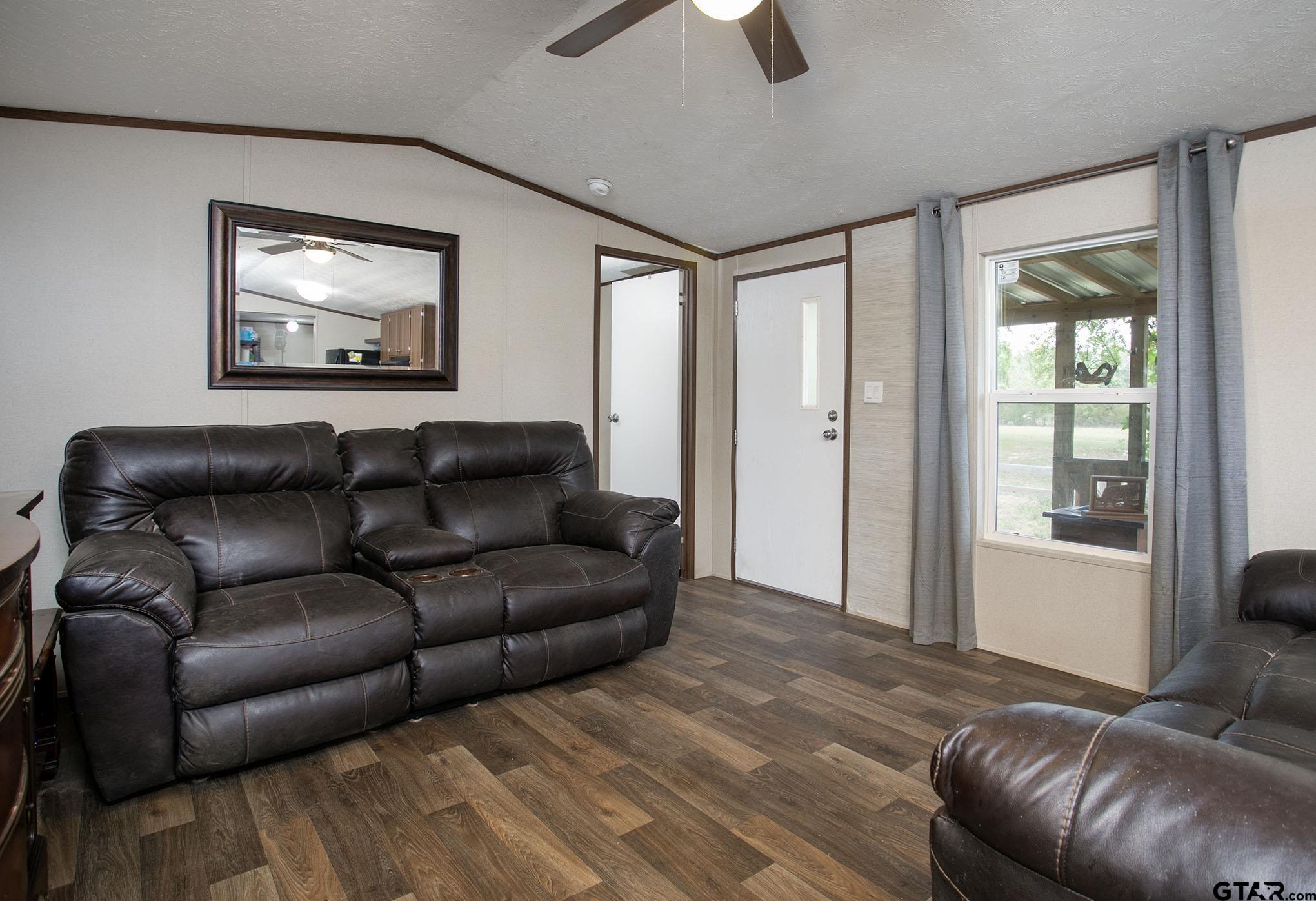 21040 Cr 3105, Chandler, Texas image 20