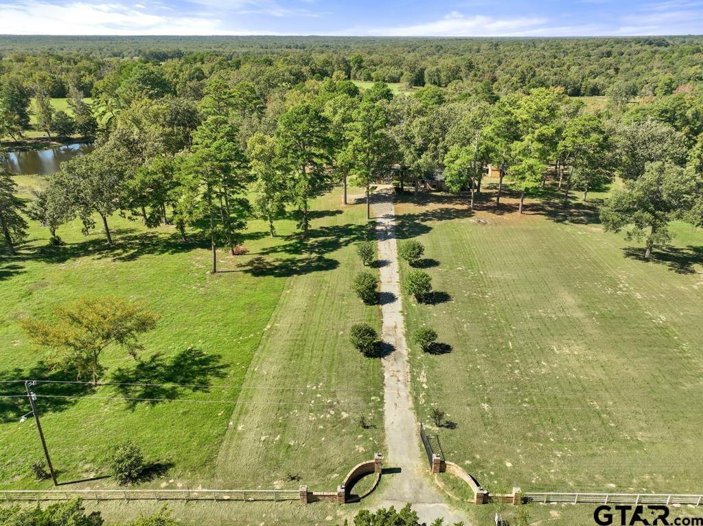 834 Cr 2918, Mineola, Texas image 2