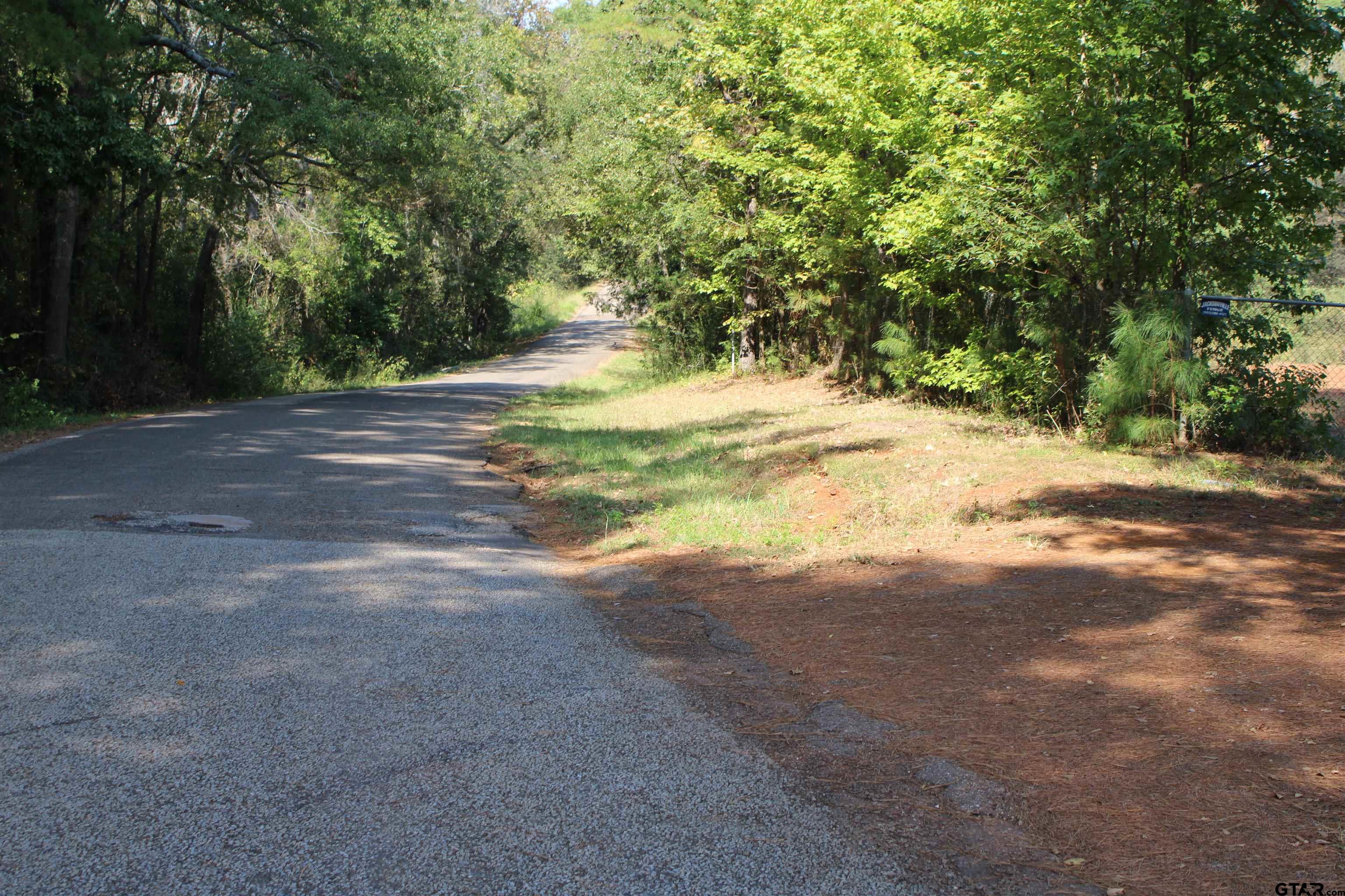930 Cr 4418, Jacksonville, Texas image 2