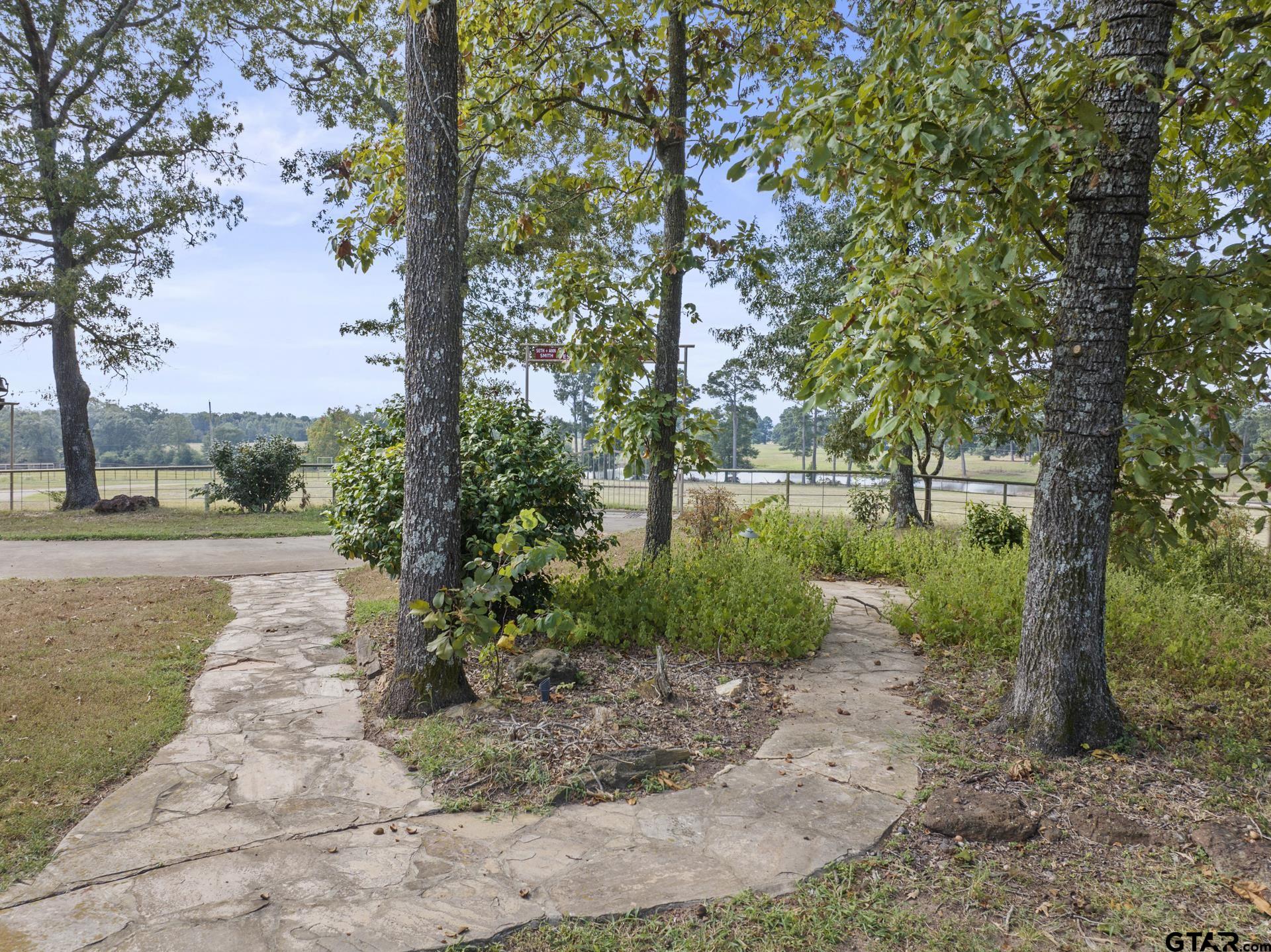 883 Cr 3309, Omaha, Texas image 40