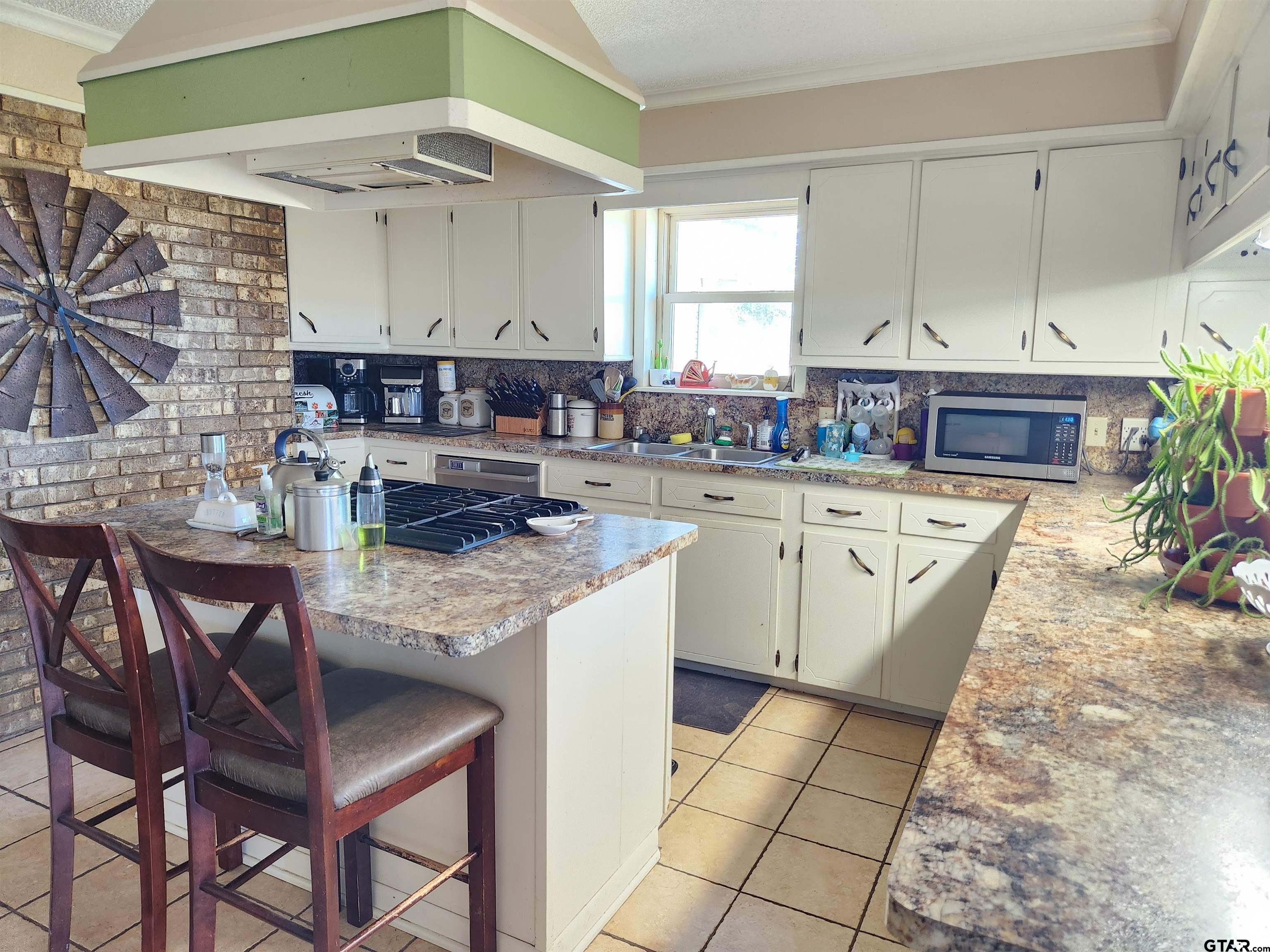 529 Cr 2304, Tennessee Colony, Texas image 3