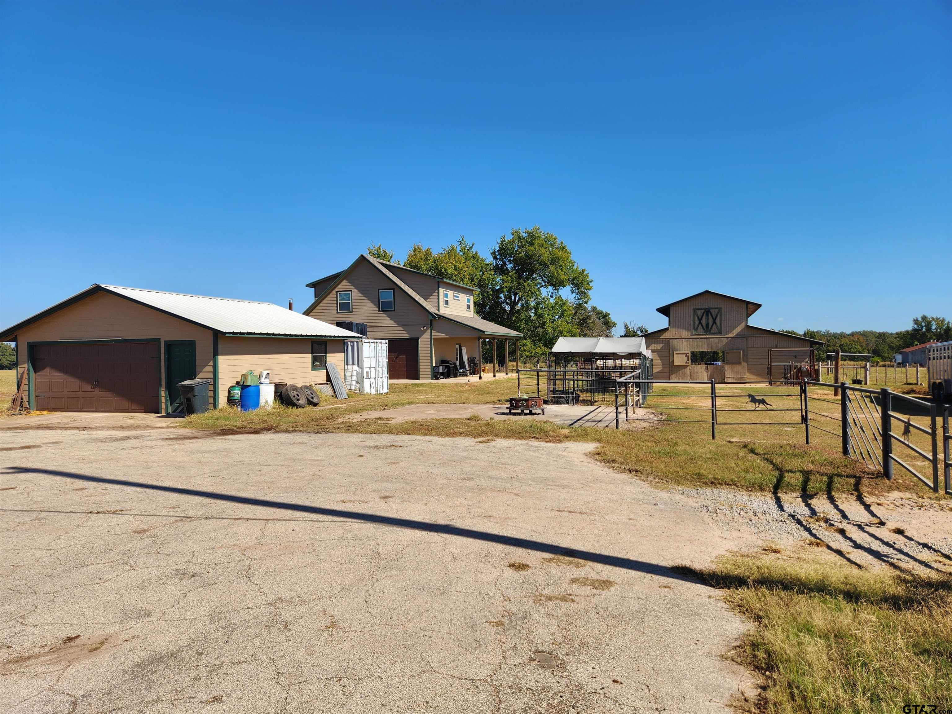 529 Cr 2304, Tennessee Colony, Texas image 31