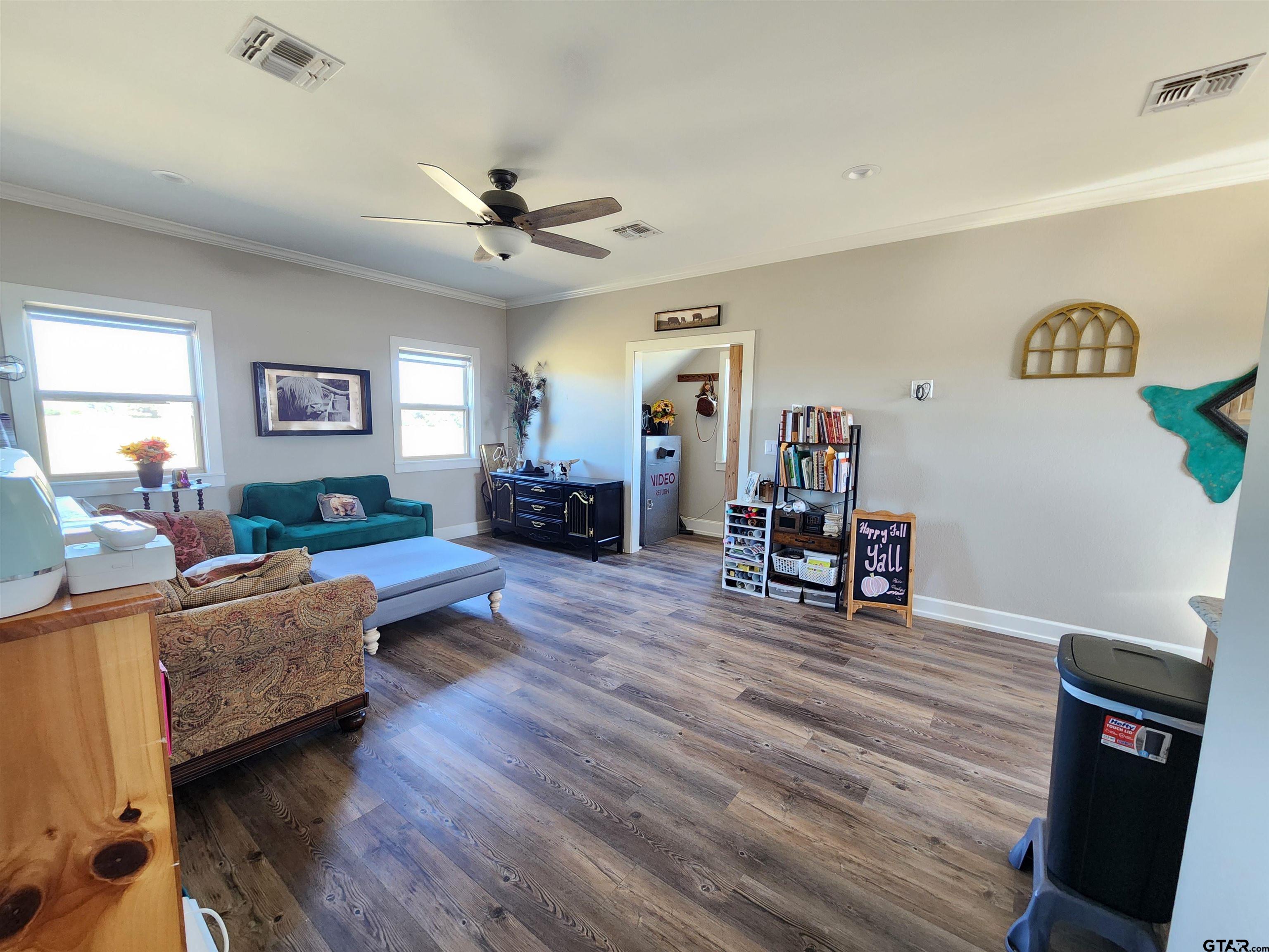 529 Cr 2304, Tennessee Colony, Texas image 34