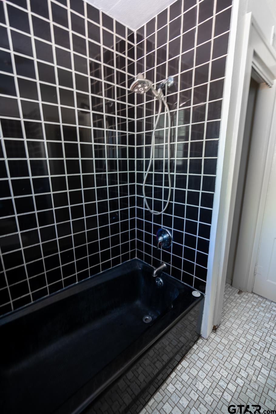 701 W Houston St, Tyler, Texas image 11