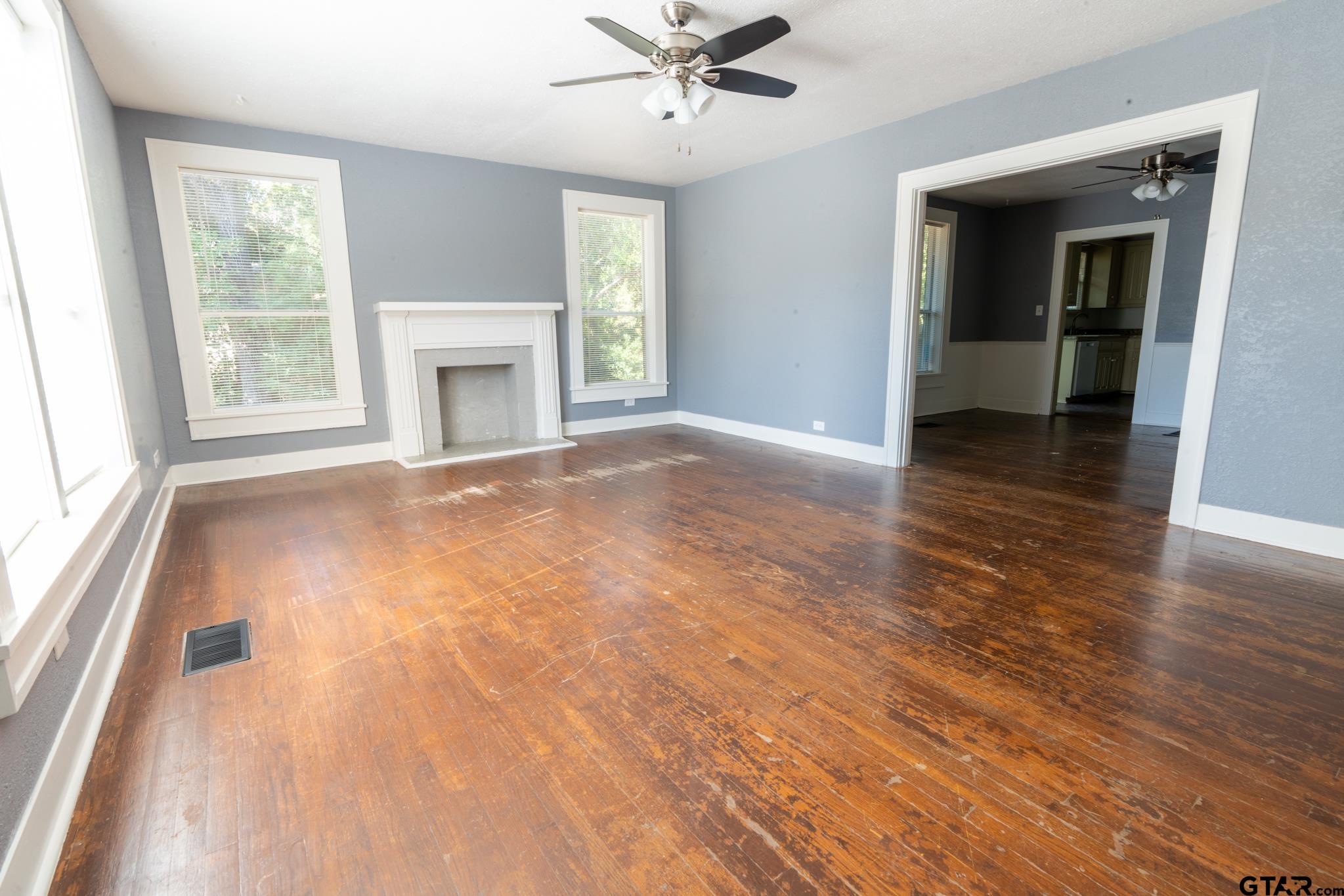 701 W Houston St, Tyler, Texas image 21