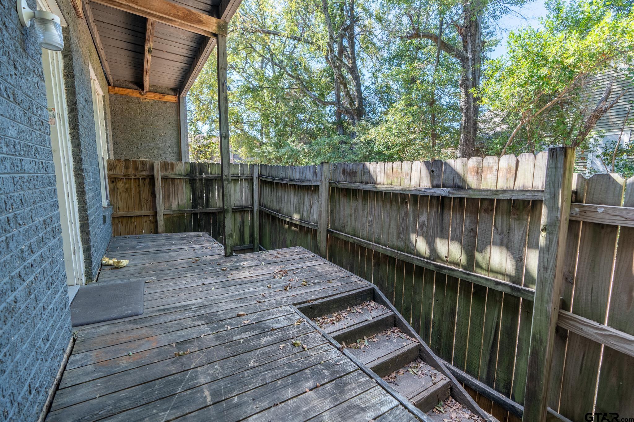 701 W Houston St, Tyler, Texas image 27