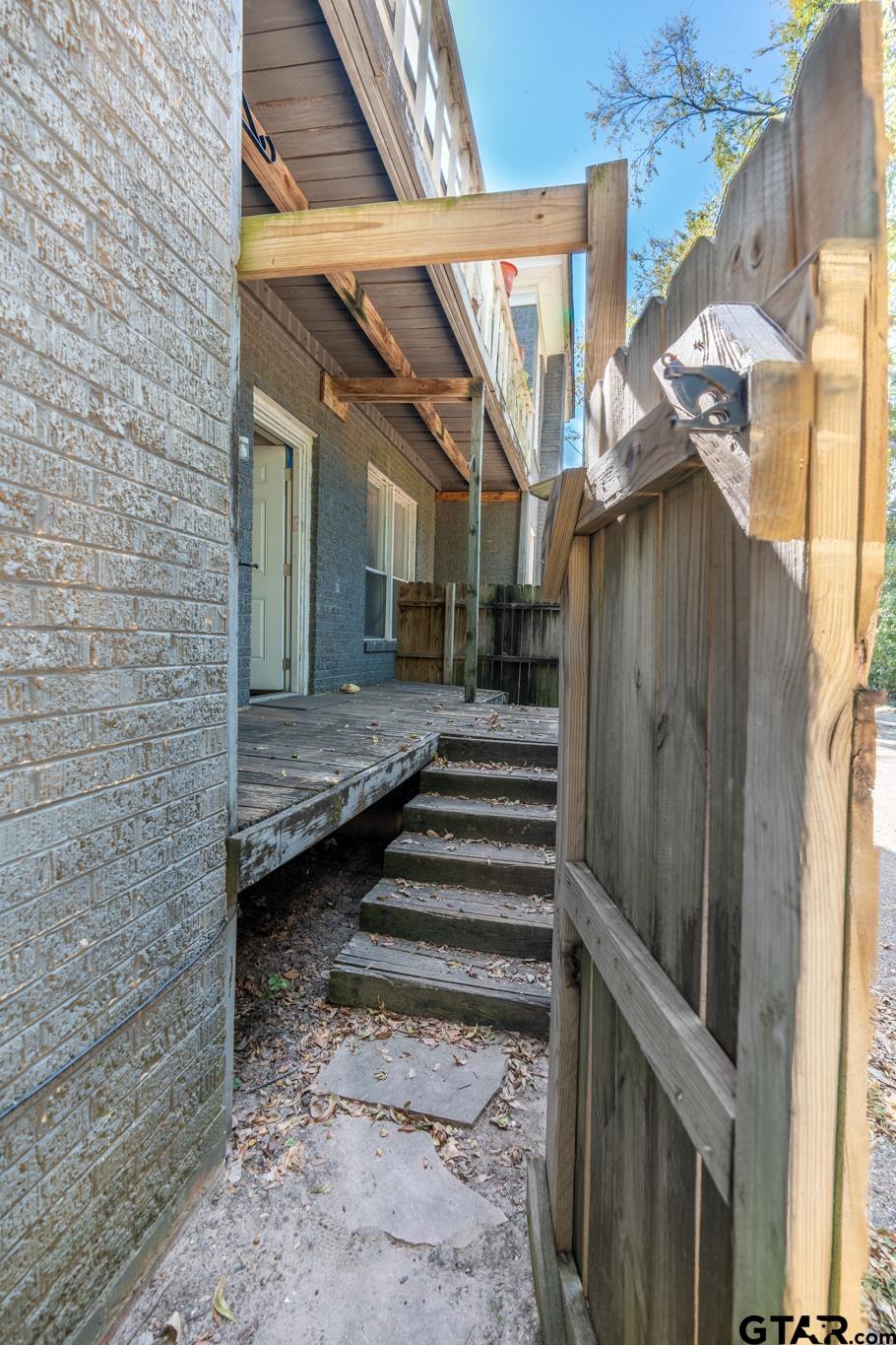 701 W Houston St, Tyler, Texas image 28